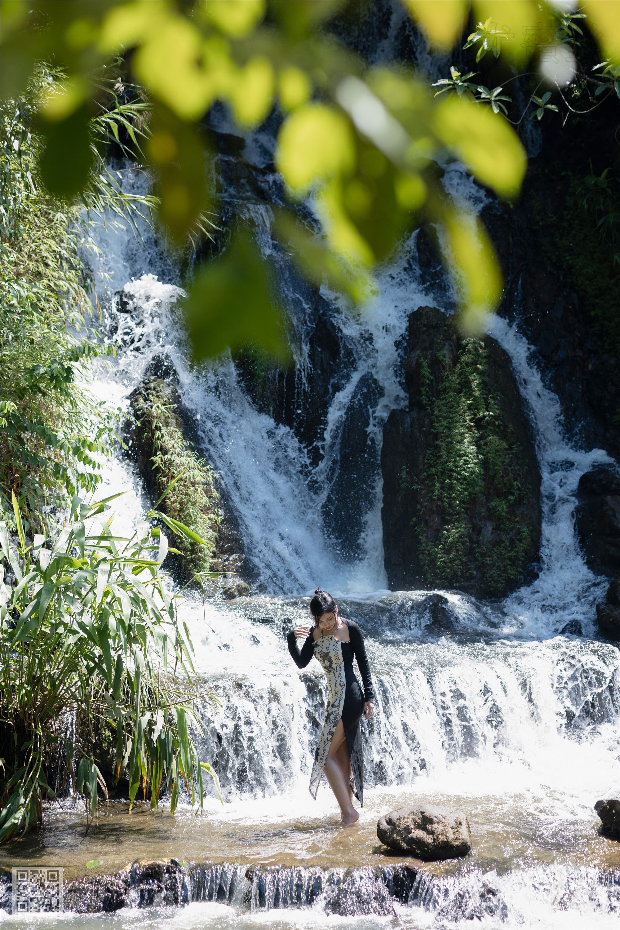 尤蜜丝期穿搭写真期No.113-套图网
