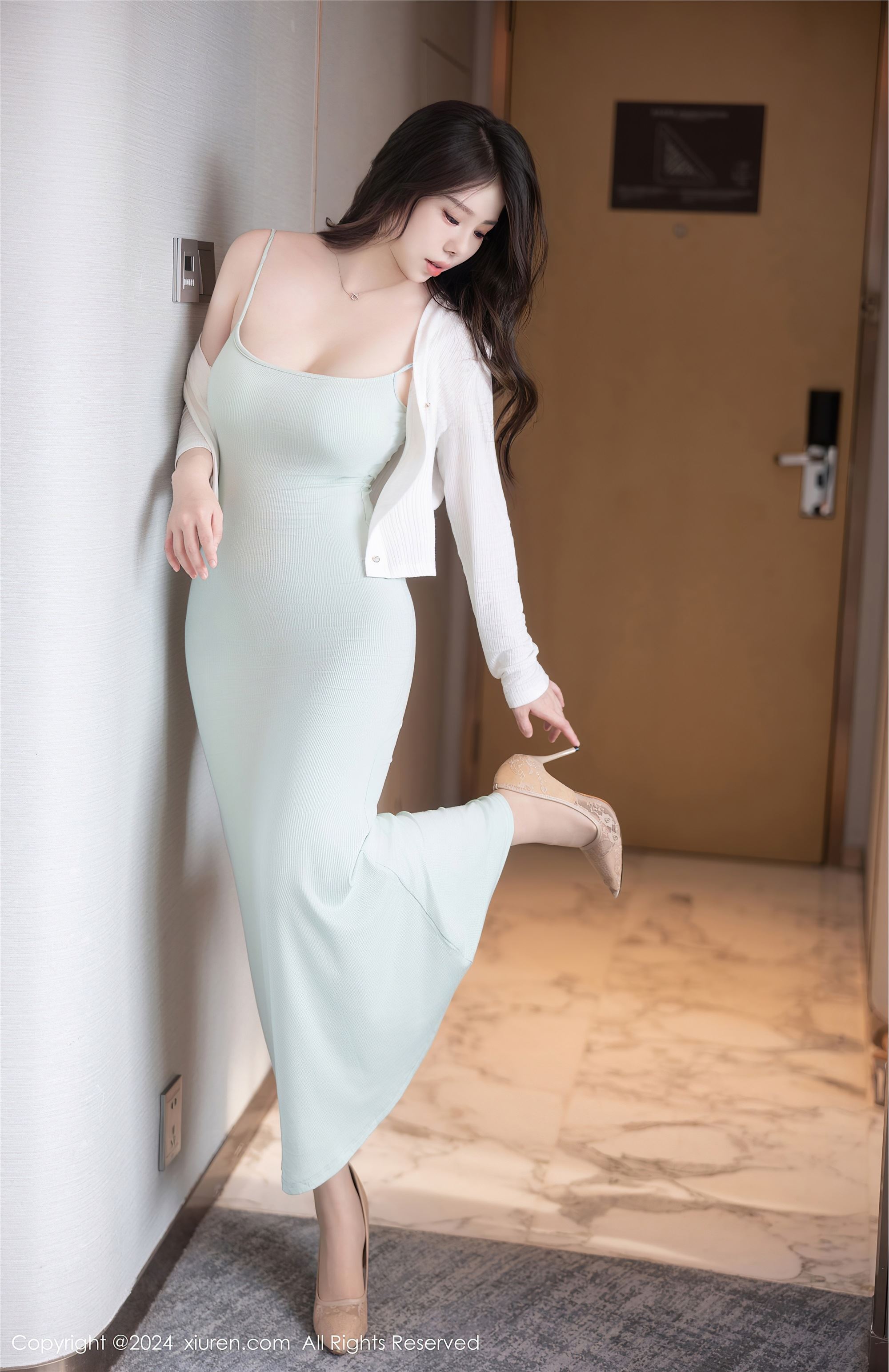 图片[4]-Xiuren秀人网期2024.08.28期N第9080期白茹雪abby-秀人网