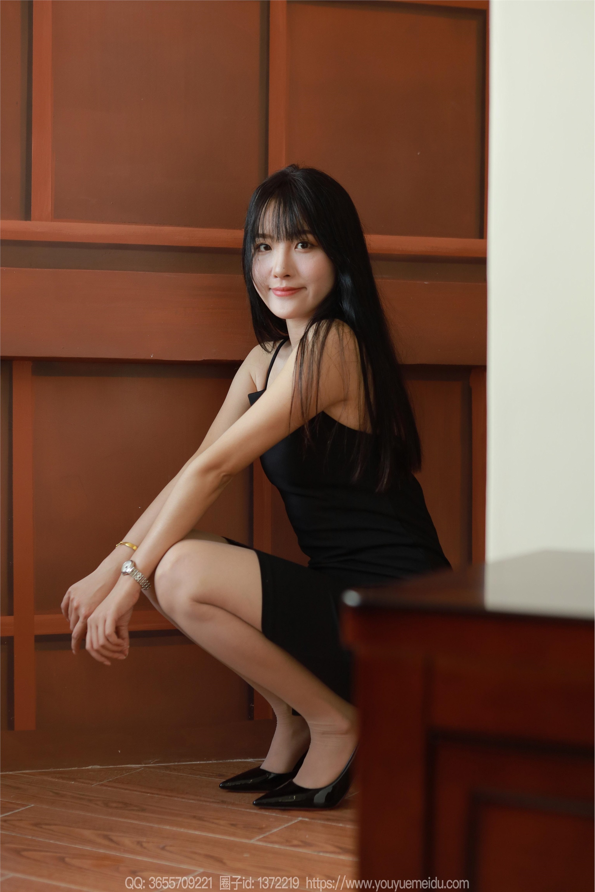 图片[7]-IESS异思趣向期期2024.09.22期丝享家期1852期婉萍《黑色礼裙（上）》-秀人网