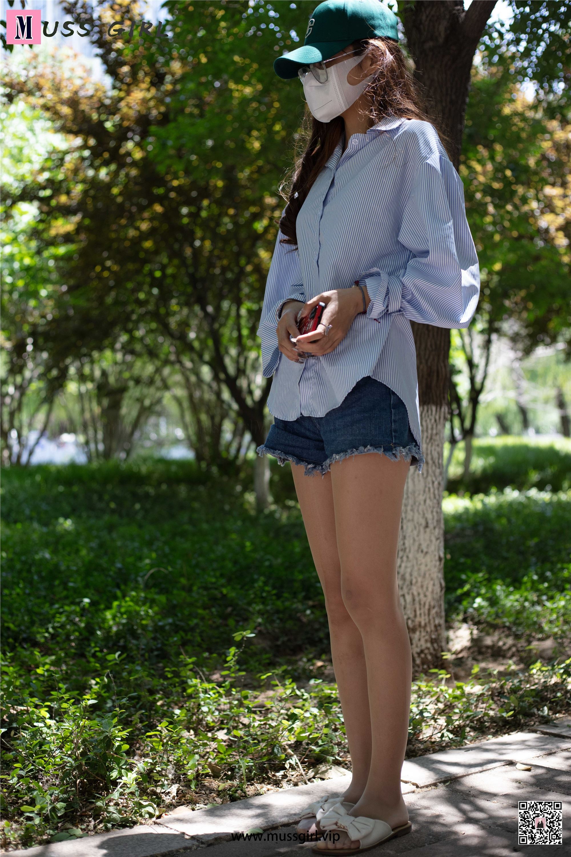 MussGirl慕丝女郎期期N第212期牛仔热裤肉丝美女2-秀人网