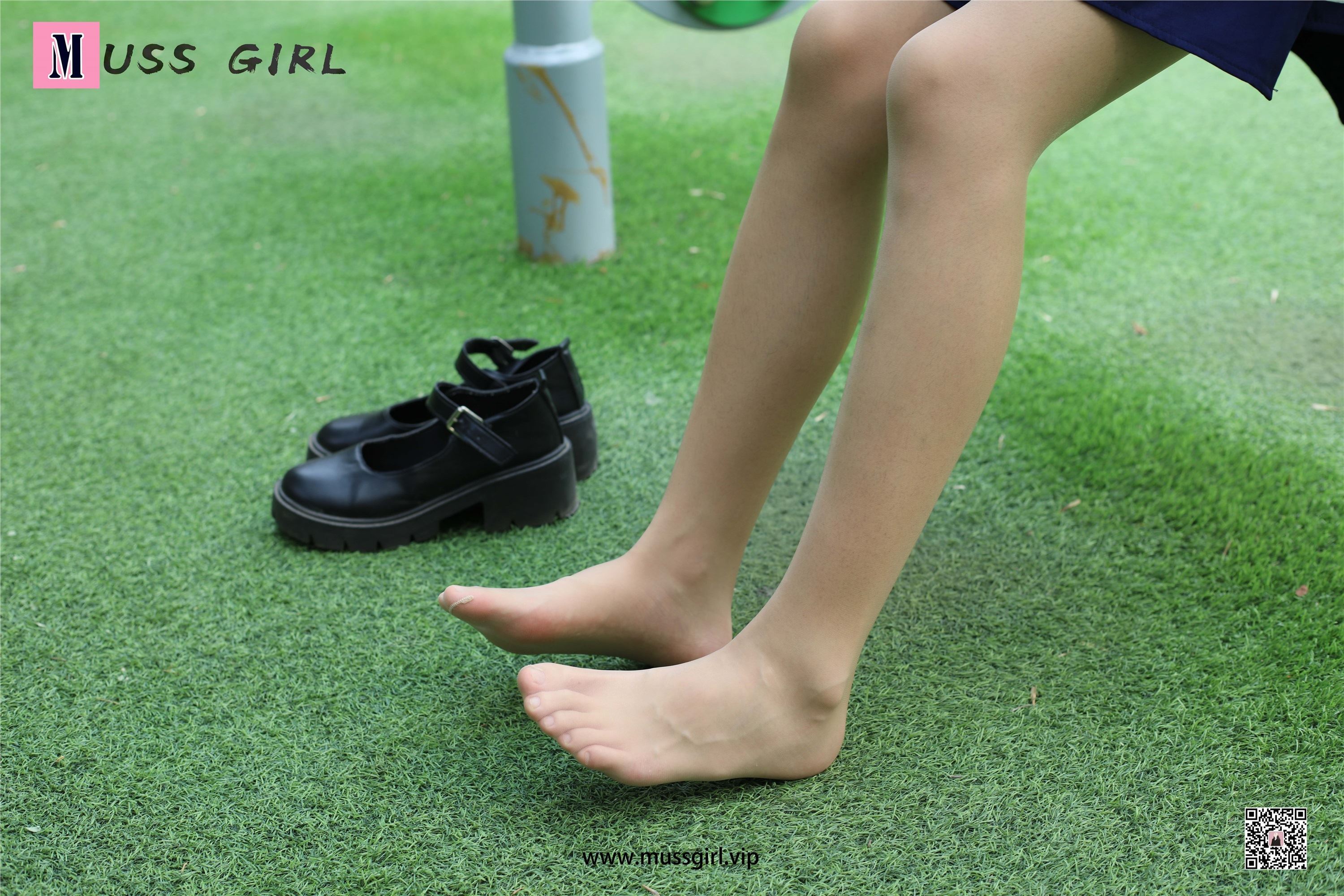 图片[8]-MussGirl慕丝女郎期期N第215期草地JK制服肉丝3-套图网