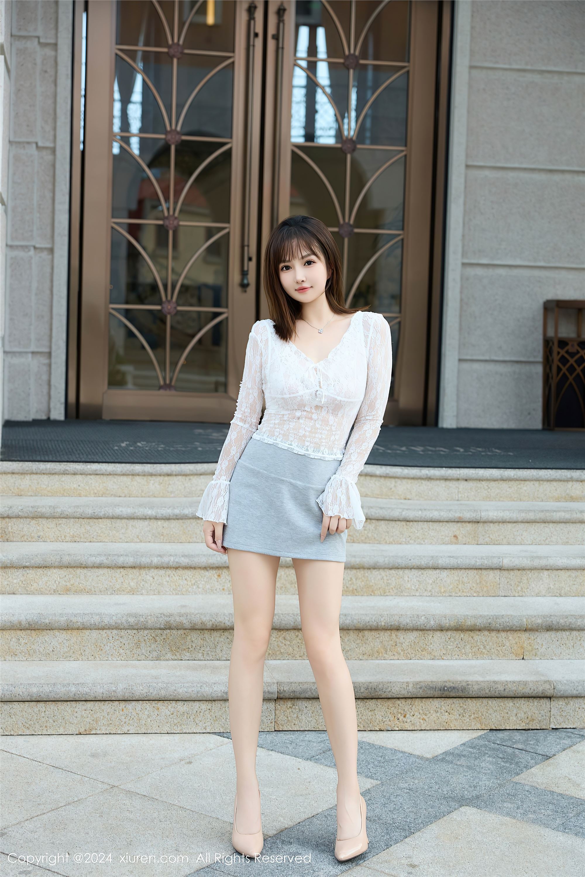 图片[2]-Xiuren秀人网期2024.10.16期N第9294期养乐多Doll-套图网