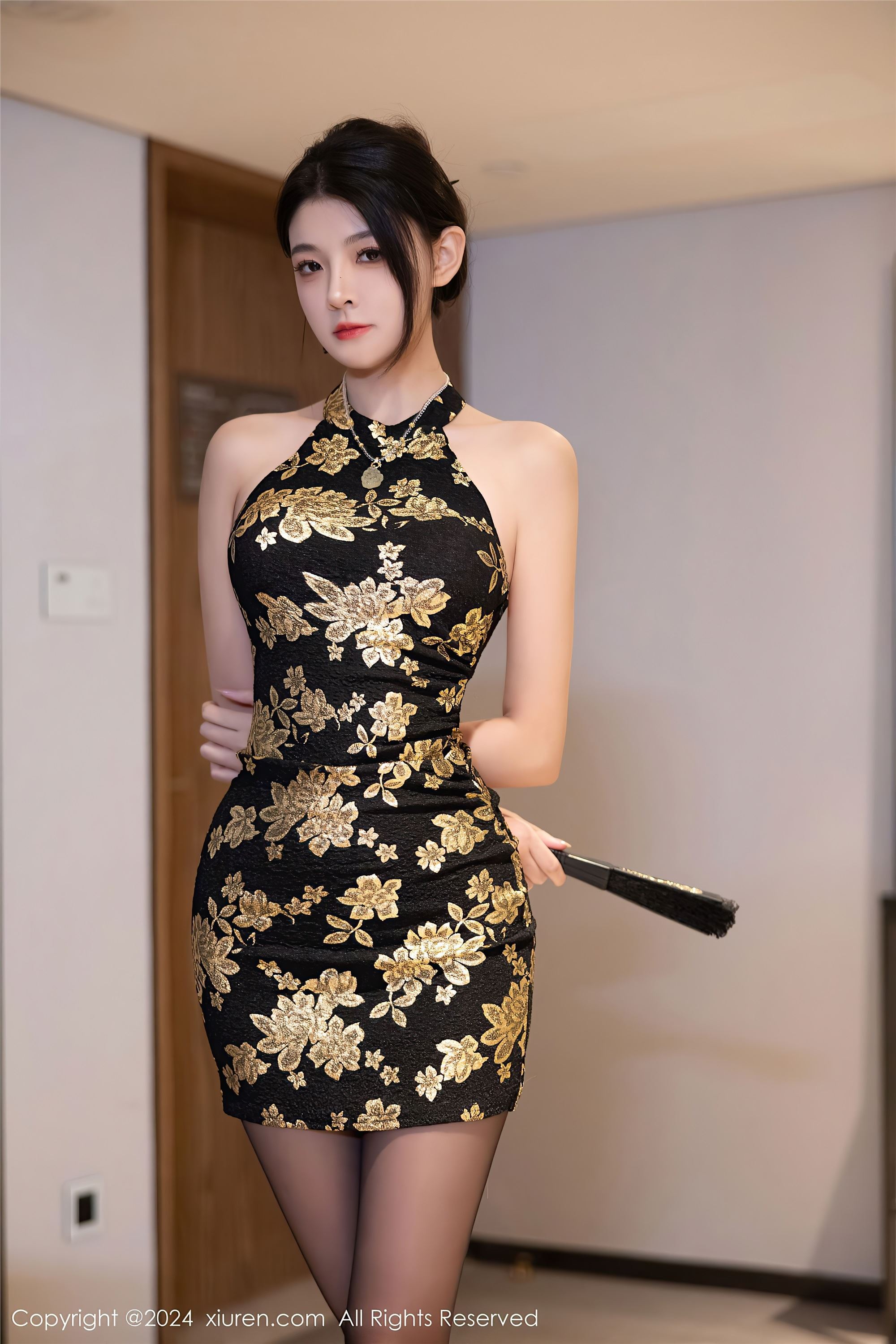 图片[4]-Xiuren秀人网期2024.10.17期N第9304期初梦瑶-秀人网