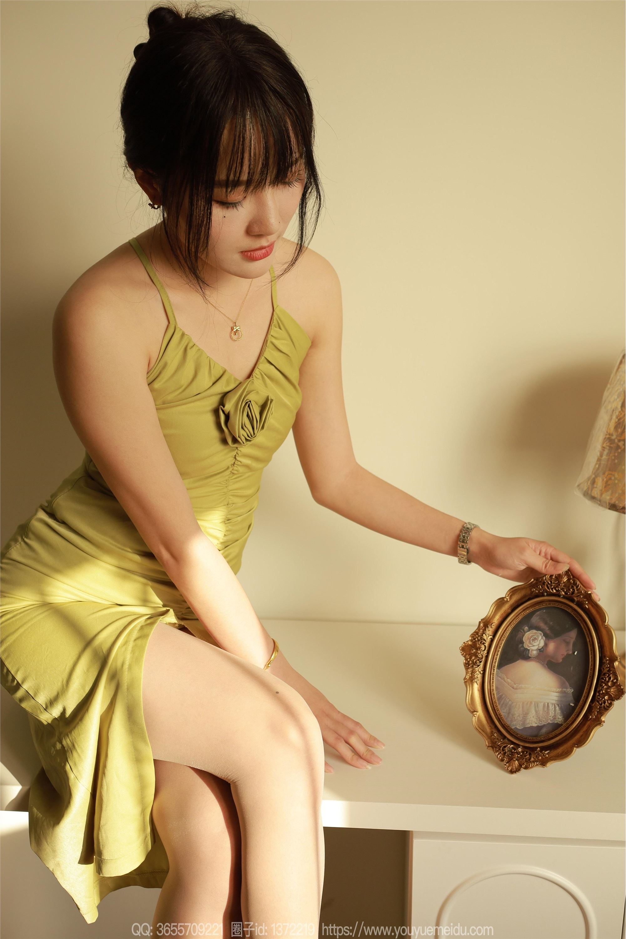 图片[4]-IESS异思趣向期期2024.10.03期丝享家期1862期婉萍《阳光满屋》-秀人网