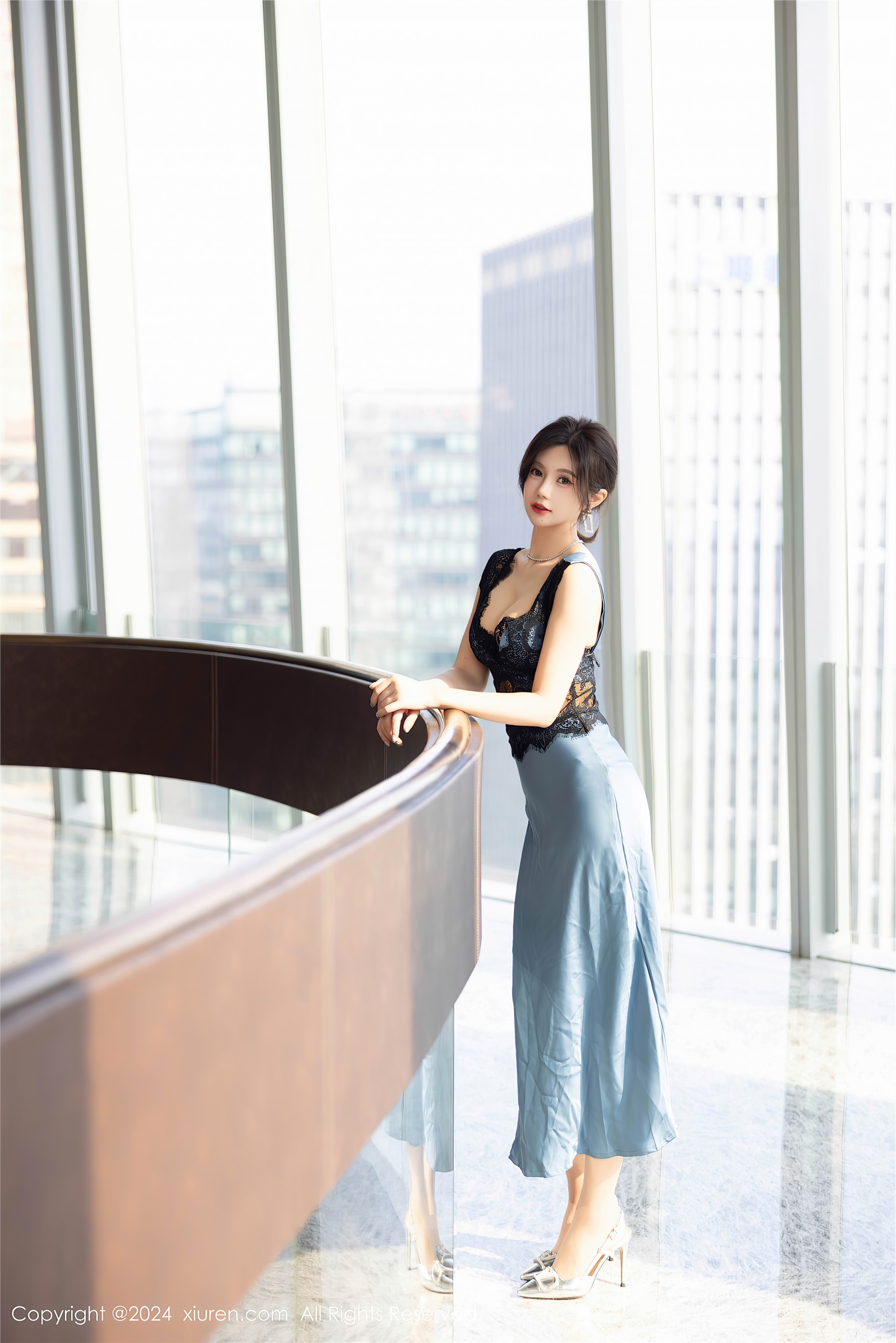 图片[3]-Xiuren秀人网期2024.10.18期N第9310期绮里嘉ula-秀人网