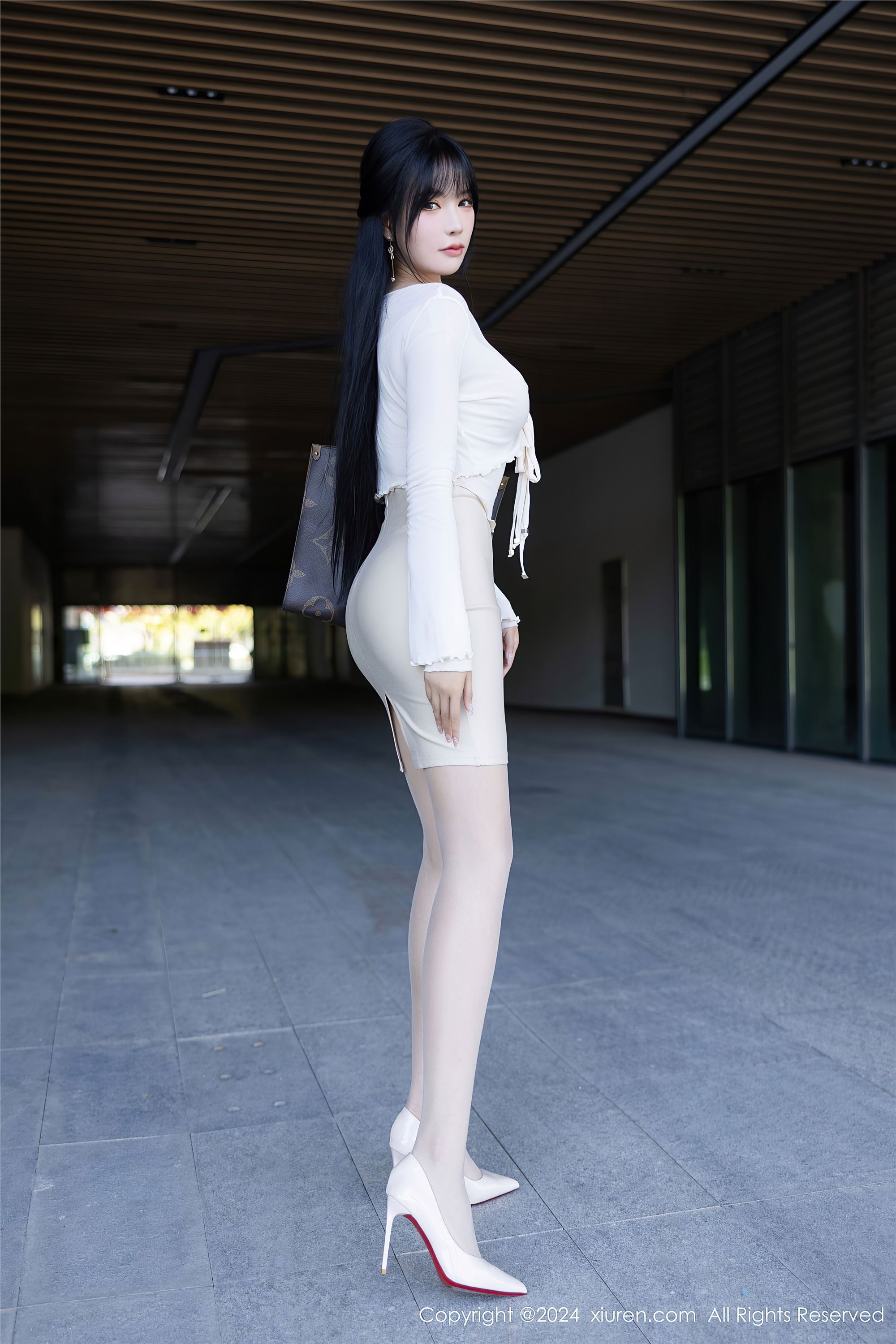 图片[9]-Xiuren秀人网期2024.10.21期N第9320期娜比-套图网