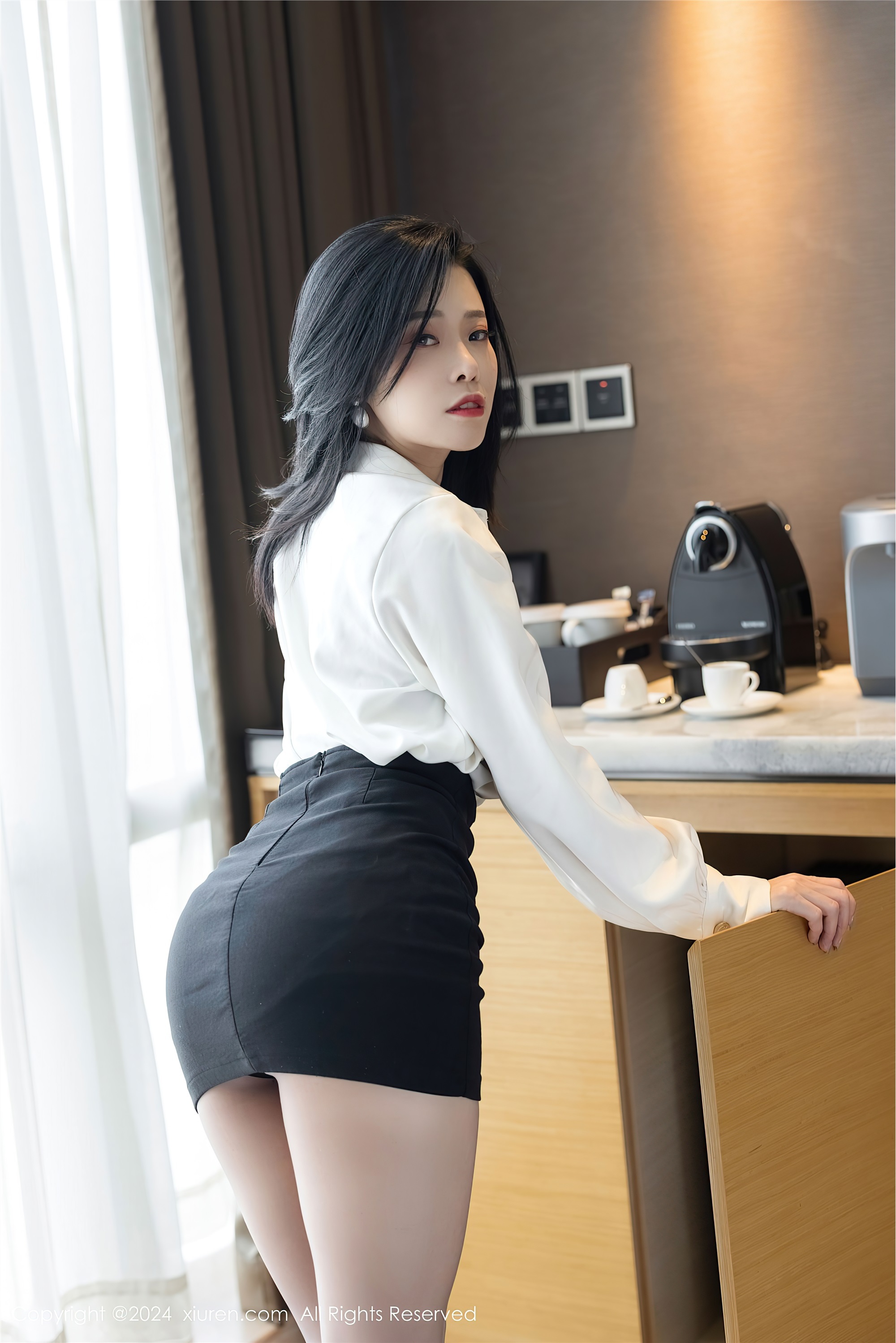 图片[5]-Xiuren秀人网期2024.10.23期N第9329期luvian本能-秀人网