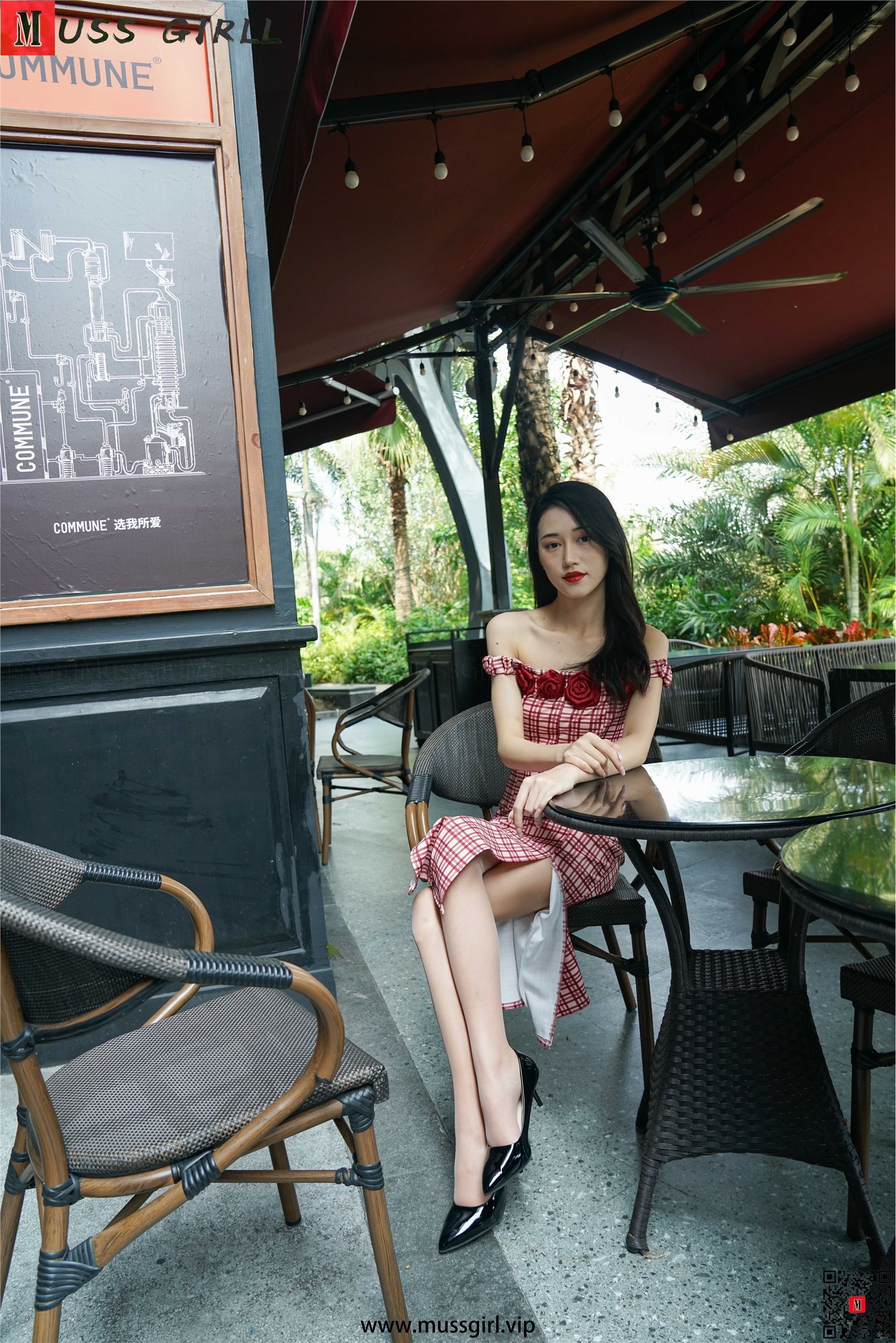 MussGirl慕丝女郎期期N第221期这肉丝脚爱了期小玉-秀人网