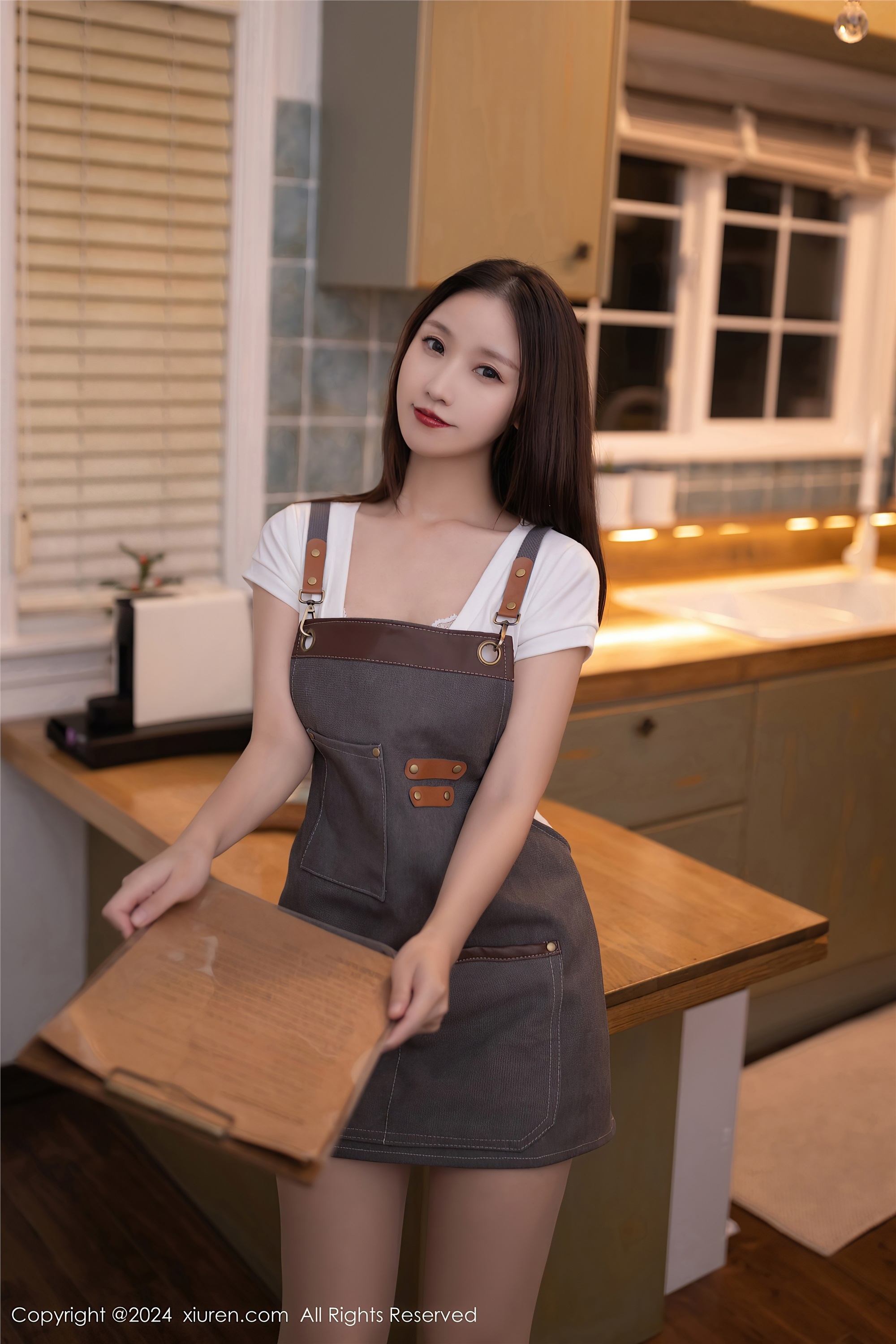 图片[2]-Xiuren秀人网期2024.10.23期N第9335期杏子Yada-秀人网