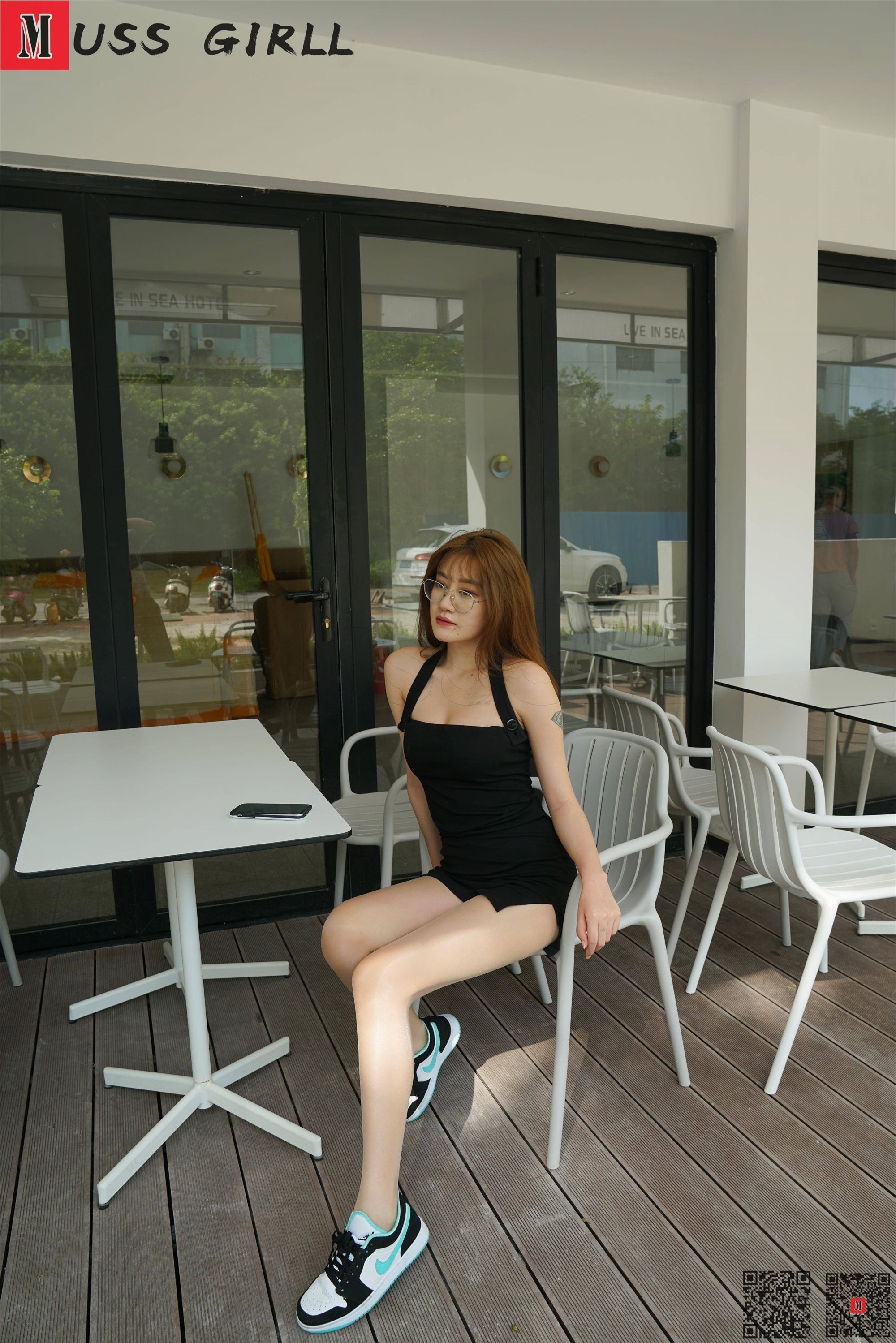 图片[4]-MussGirl慕丝女郎期期N第242-户外肉丝包臀裙-秀人网