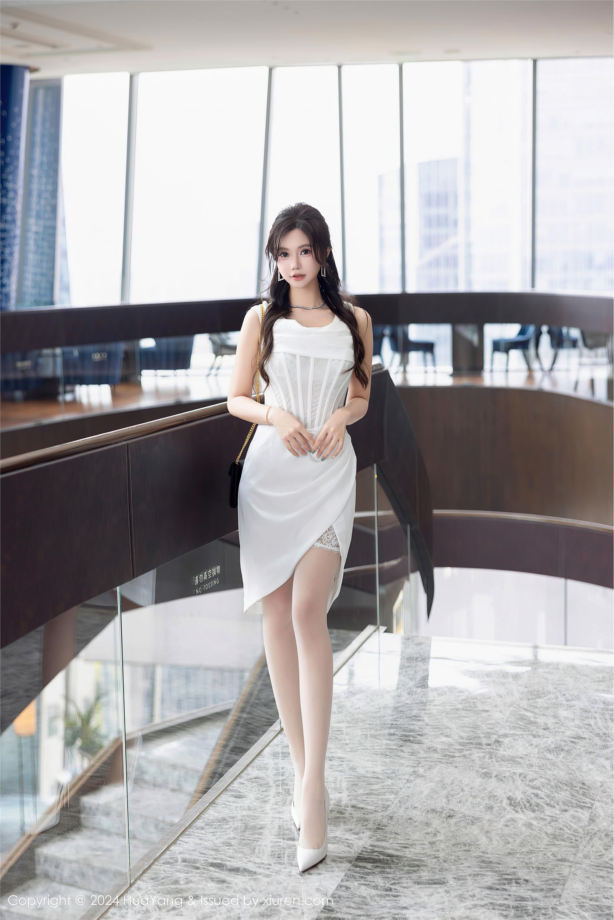 HuaYang花漾show期2024.10.12期VOL.612期绮里嘉ula-套图网