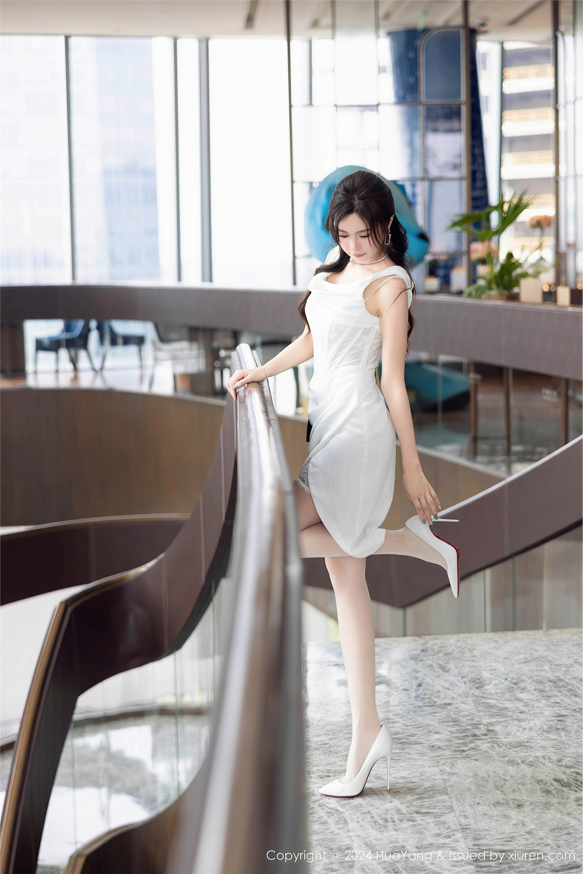 图片[4]-HuaYang花漾show期2024.10.12期VOL.612期绮里嘉ula-套图网