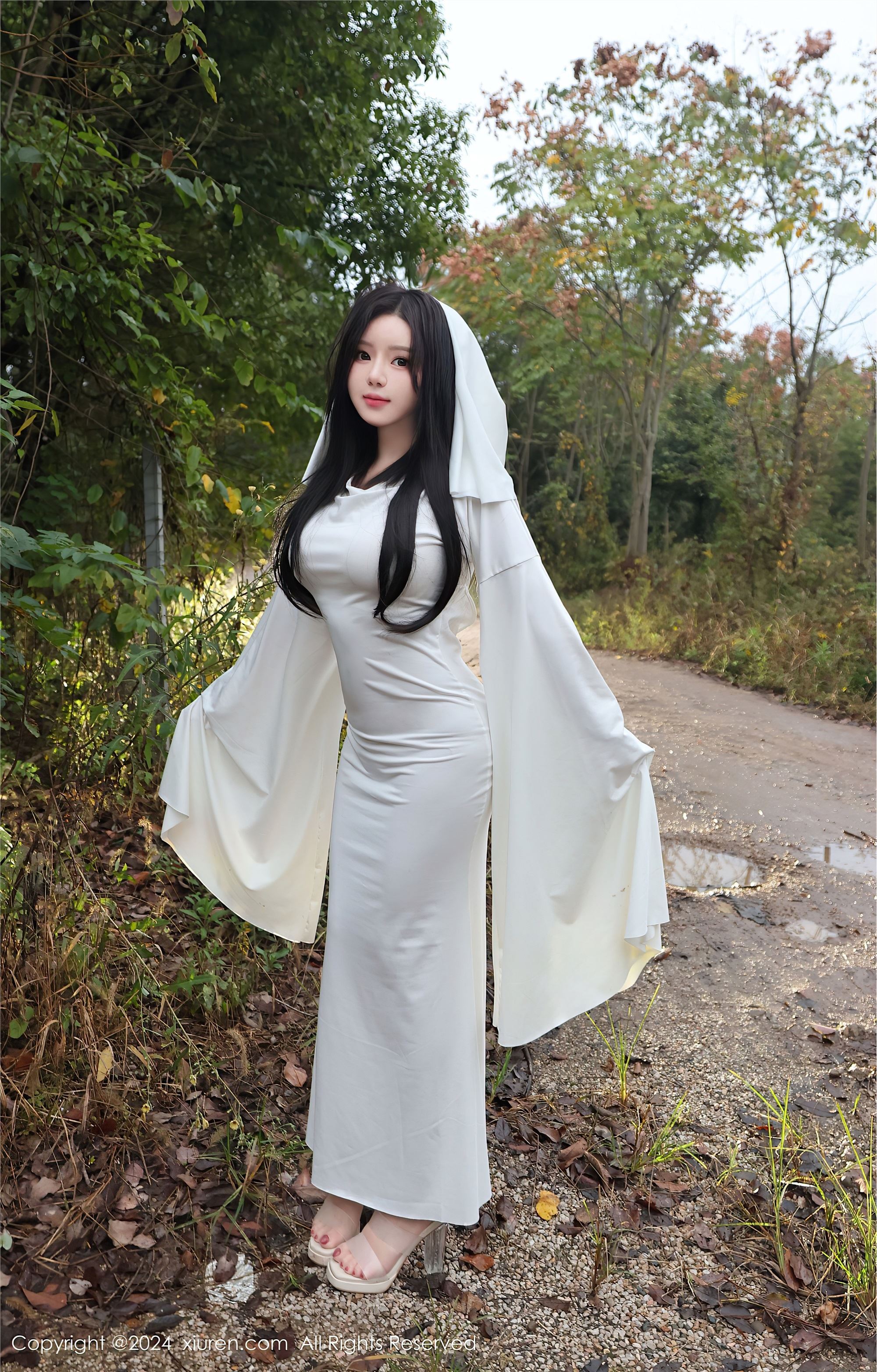 图片[4]-Xiuren秀人网期2024.10.31期N第9376期小薯条nienie-秀人网