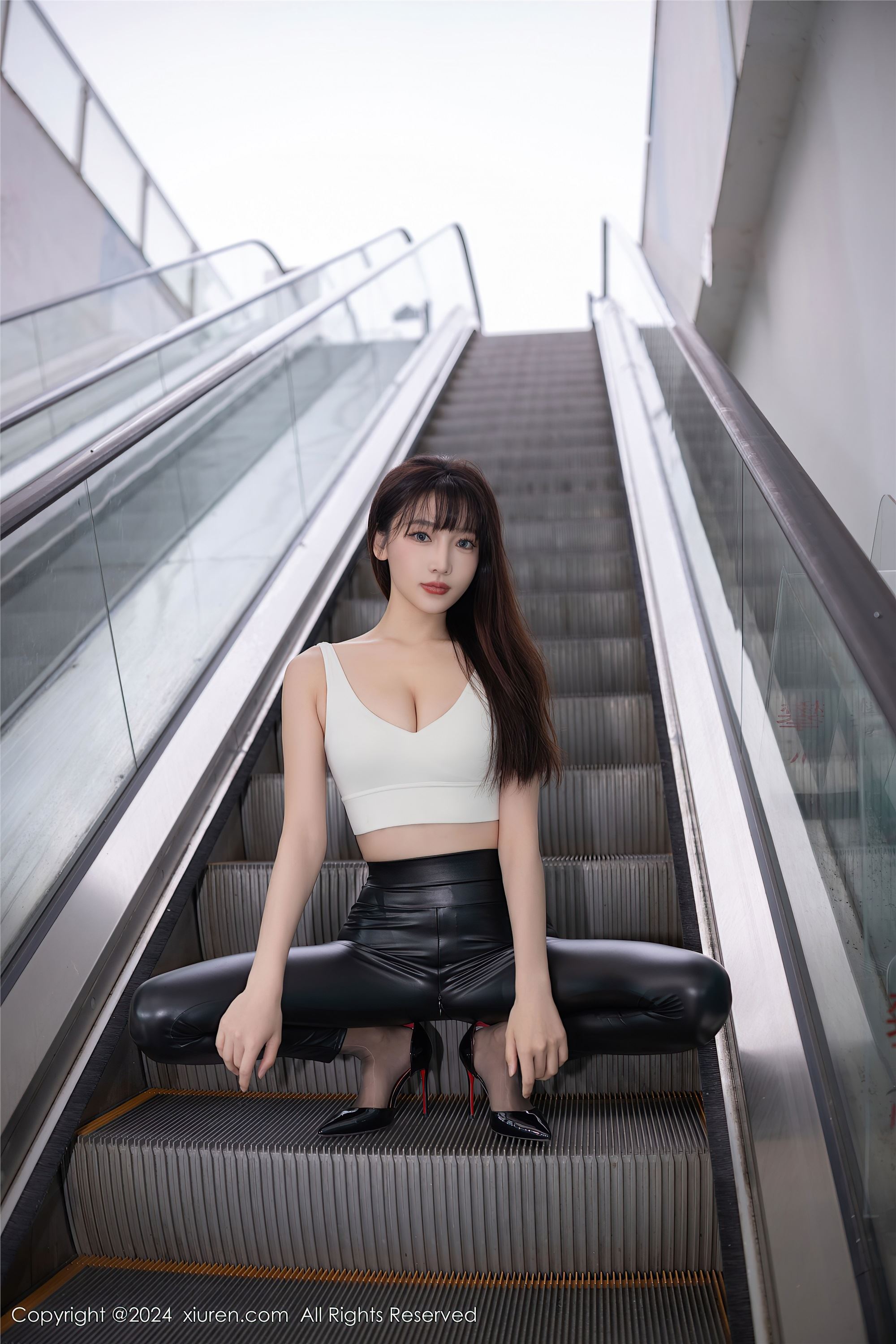 图片[2]-Xiuren秀人网期2024.10.31期N第9377期陆萱萱-秀人网