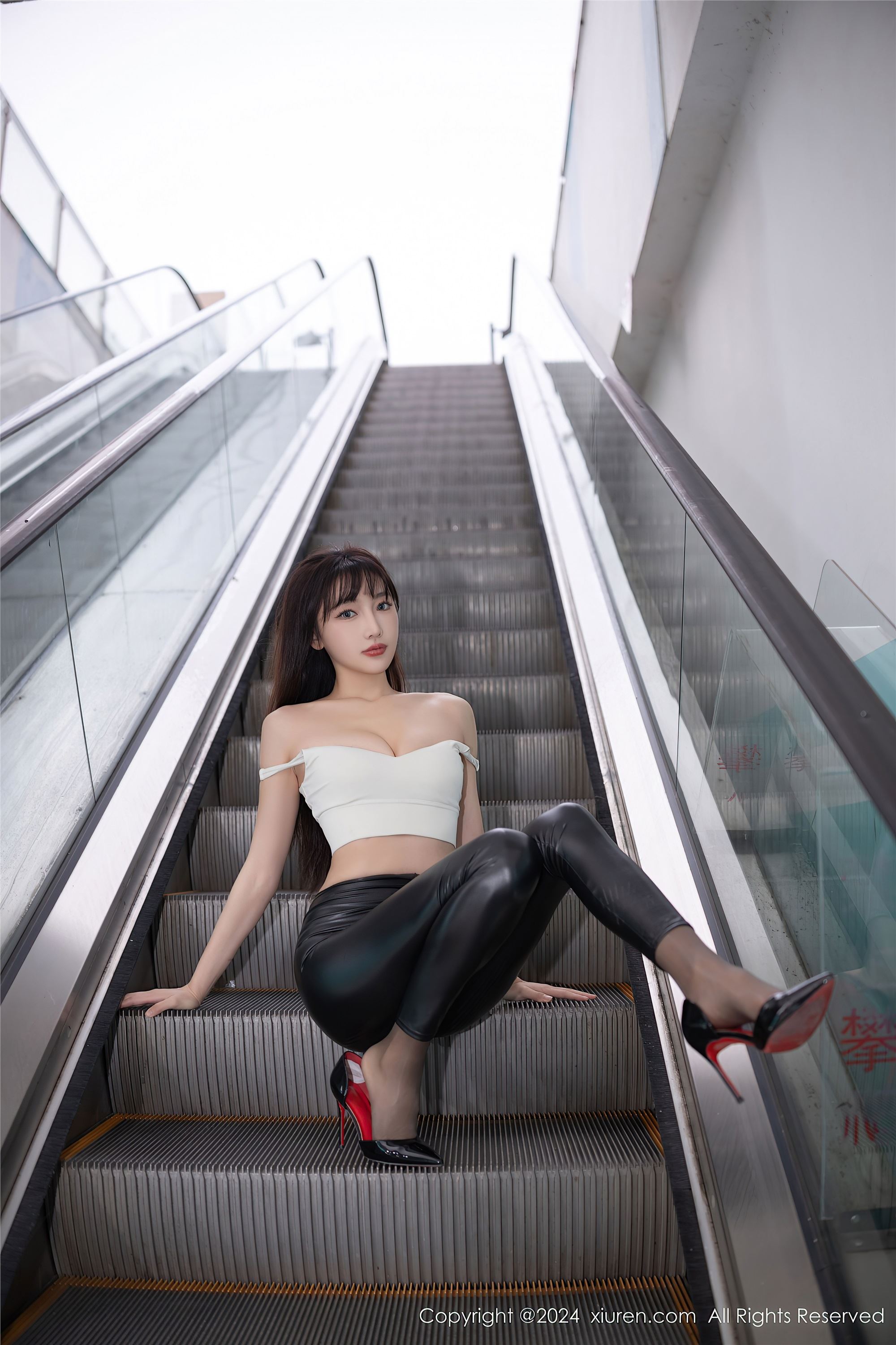 图片[4]-Xiuren秀人网期2024.10.31期N第9377期陆萱萱-秀人网