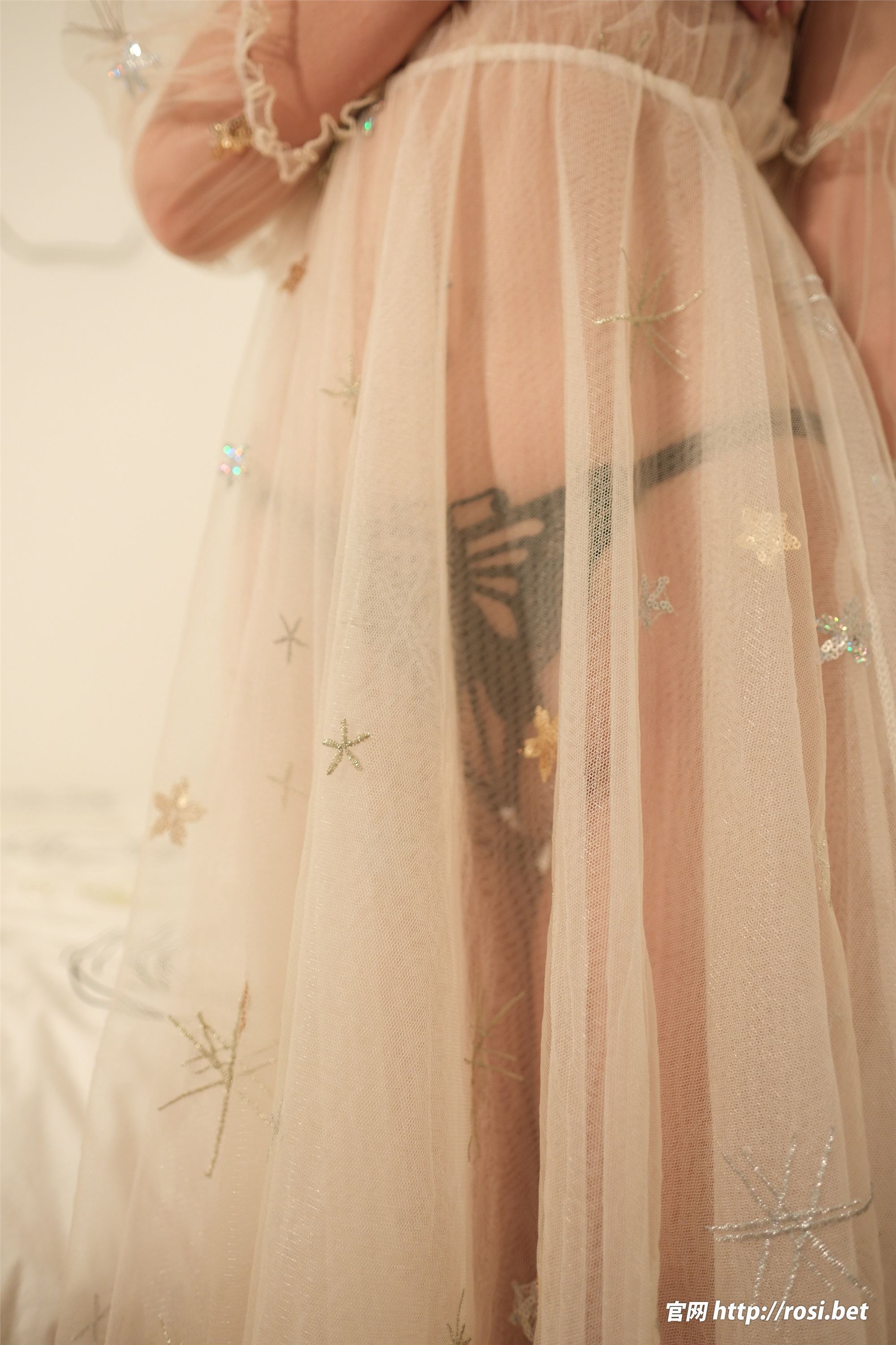 图片[2]-ROSI写真期2024.11.28期N第4742-秀人网