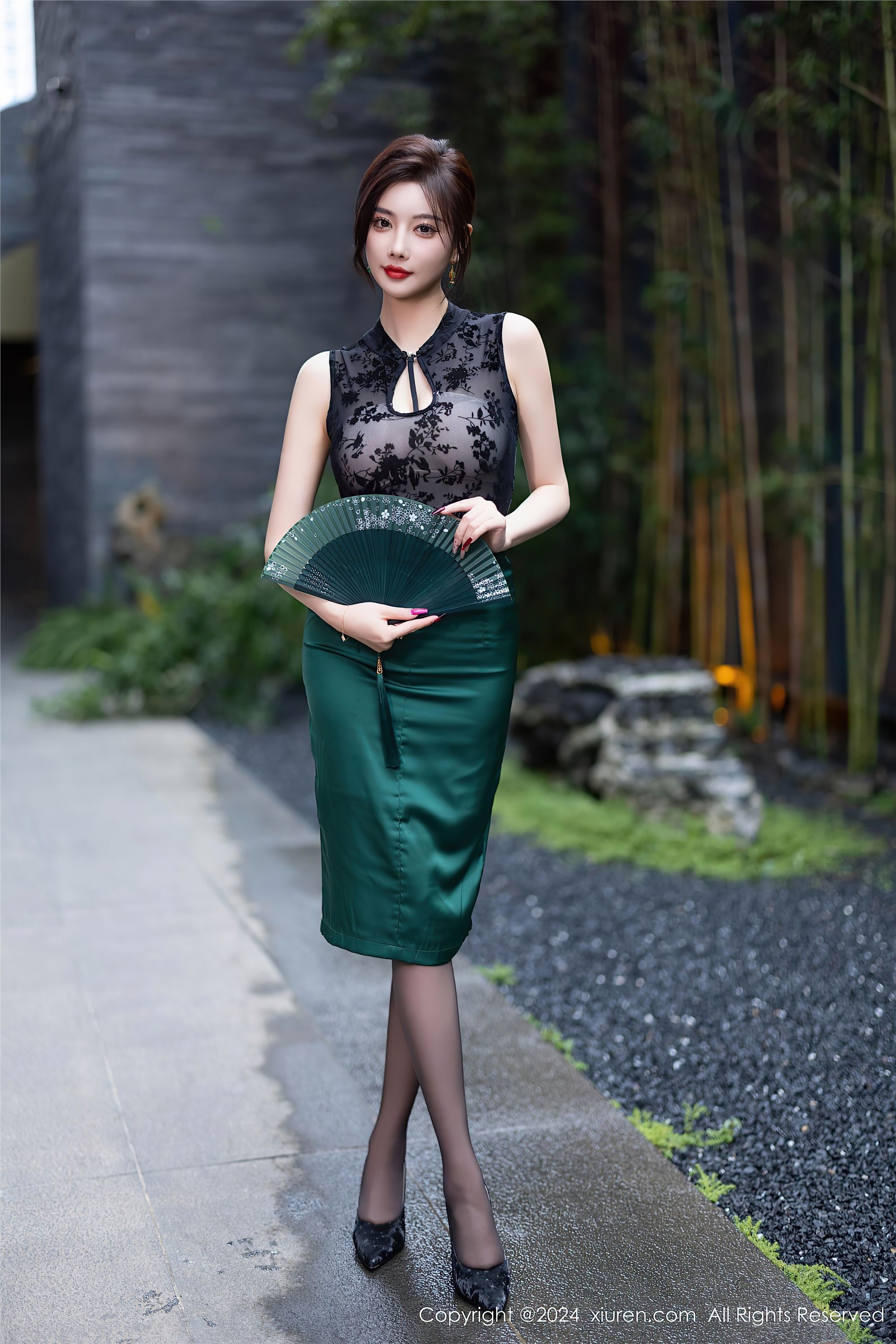 图片[4]-Xiuren秀人网期2024.11.01期N第9384期杨晨晨Yome-秀人网