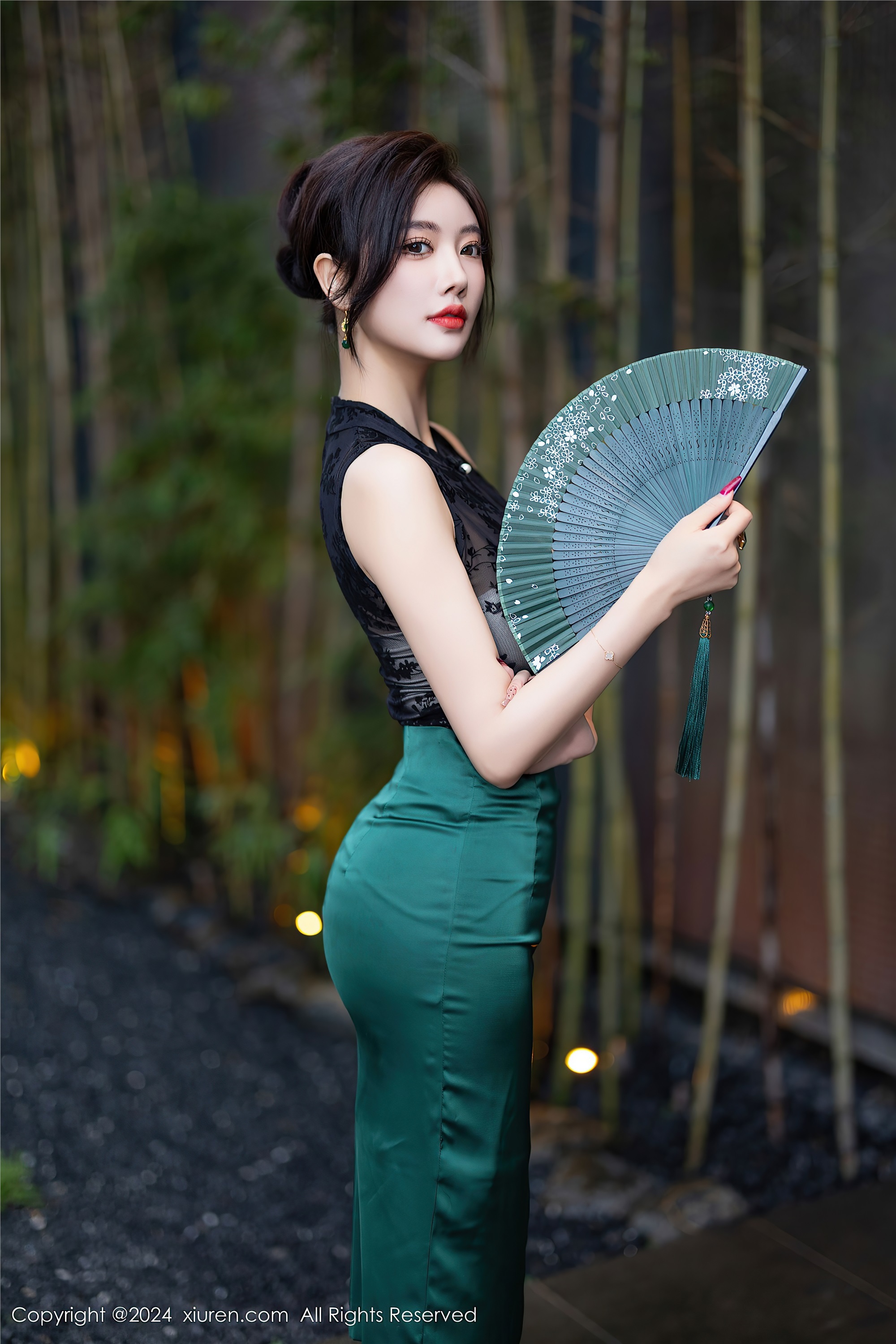 图片[8]-Xiuren秀人网期2024.11.01期N第9384期杨晨晨Yome-秀人网