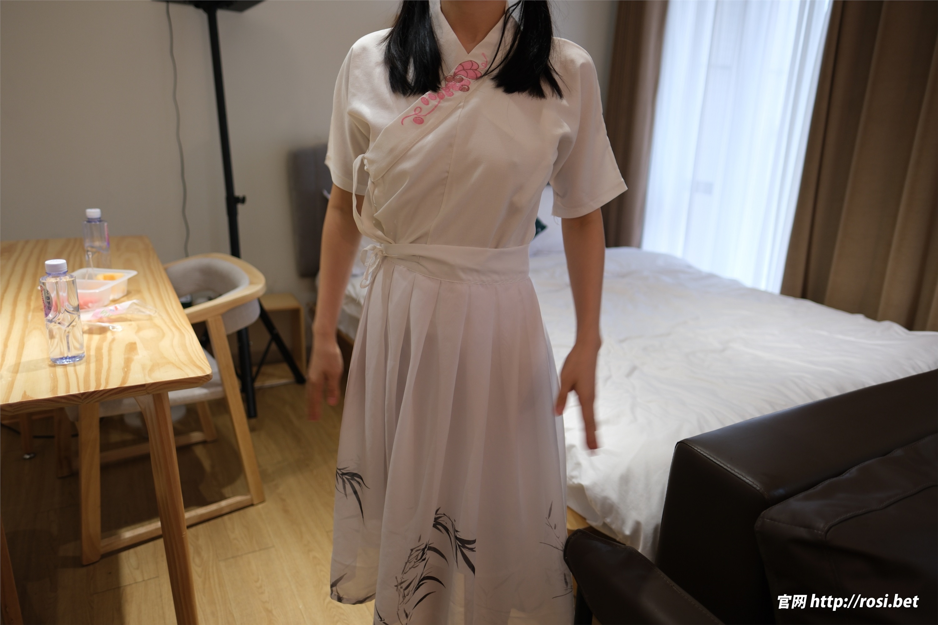 ROSI写真期2024.11.30期N第4744-套图网