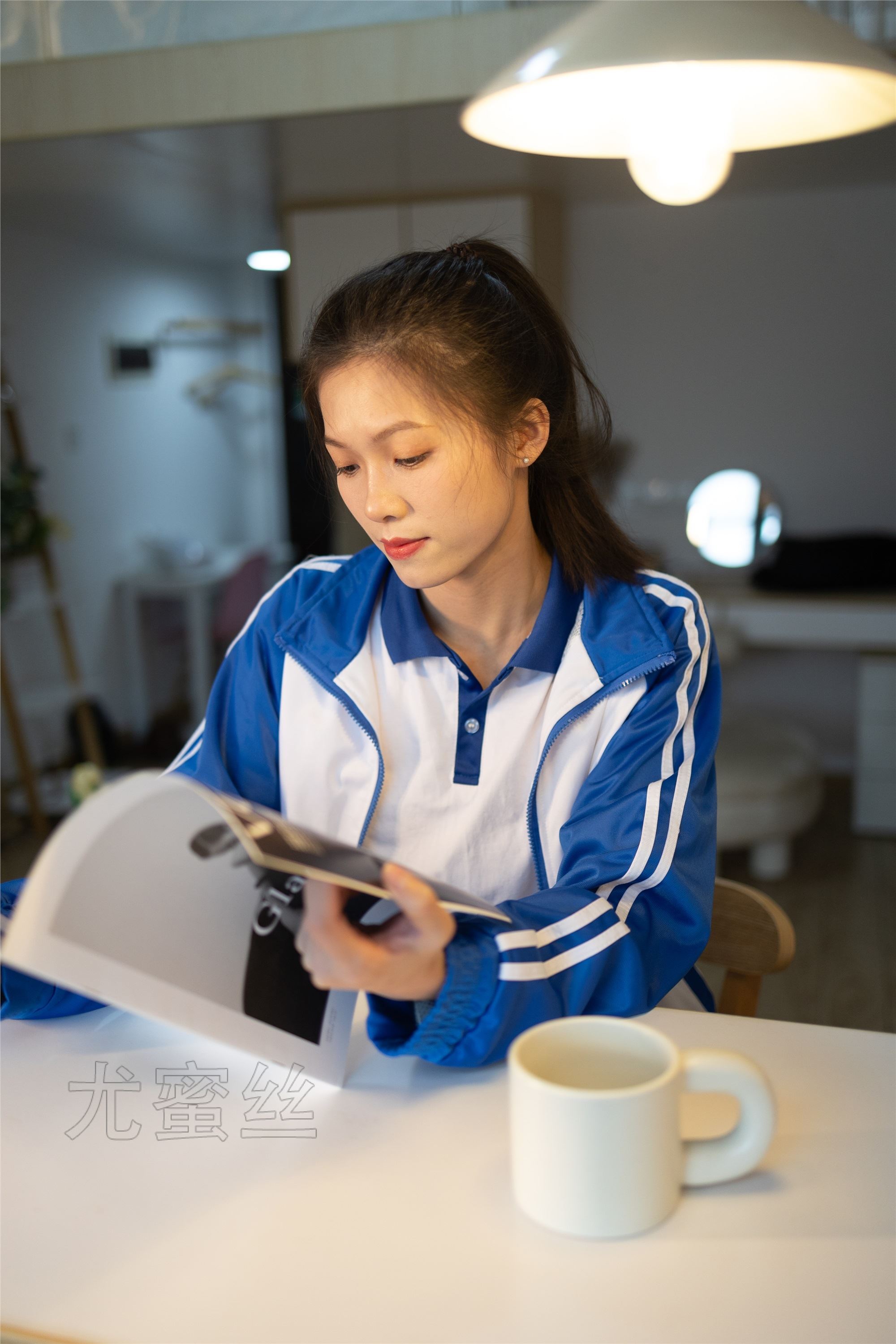 尤蜜丝期穿搭写真期No.135-套图网