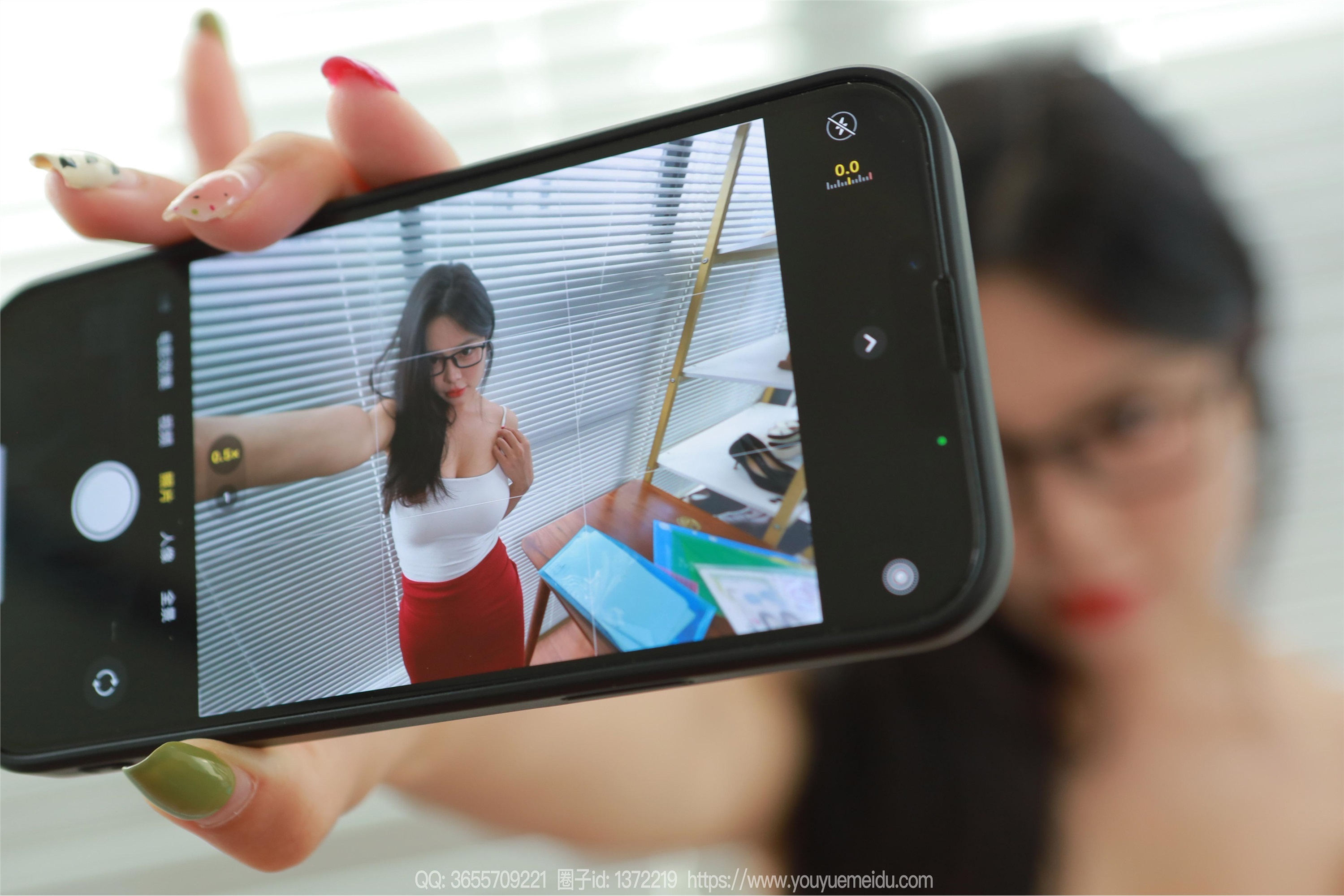 图片[9]-IESS异思趣向期期2024.10.20期丝享家期1876期兔兔《白色吊带（下）》-秀人网