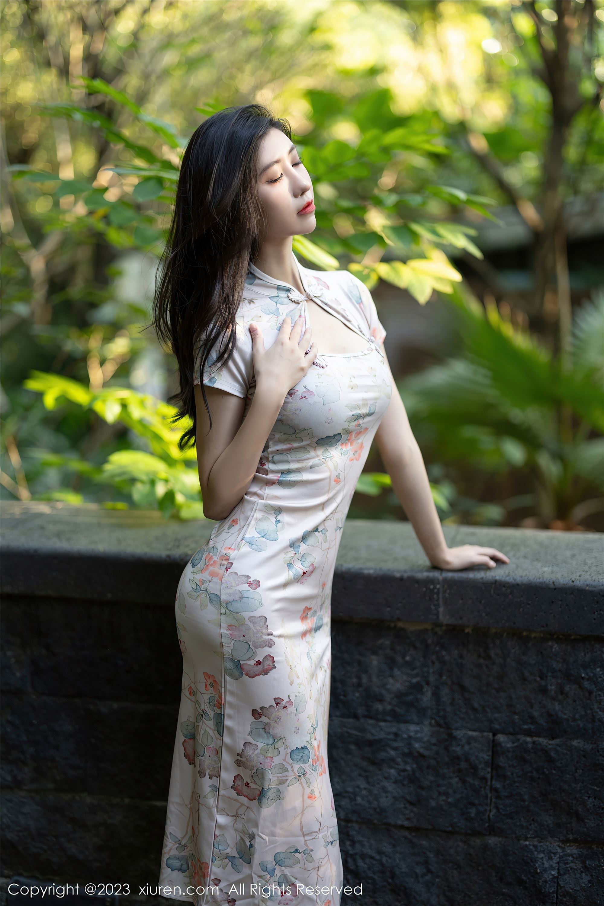 图片[2]-Xiuren秀人网期2023.11.08期N第7631期章芃芃-秀人网