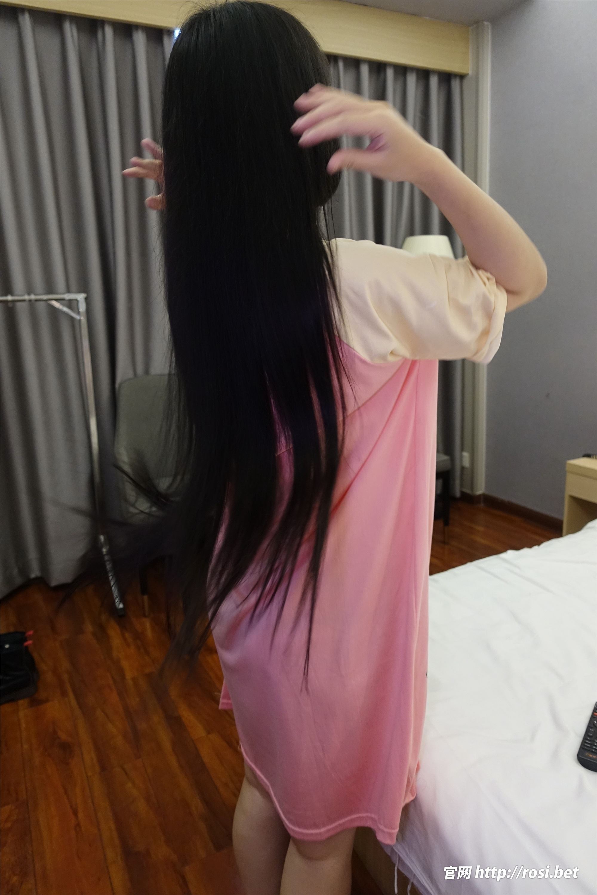 图片[2]-ROSI写真期2023.11.18期N第4366-秀人网