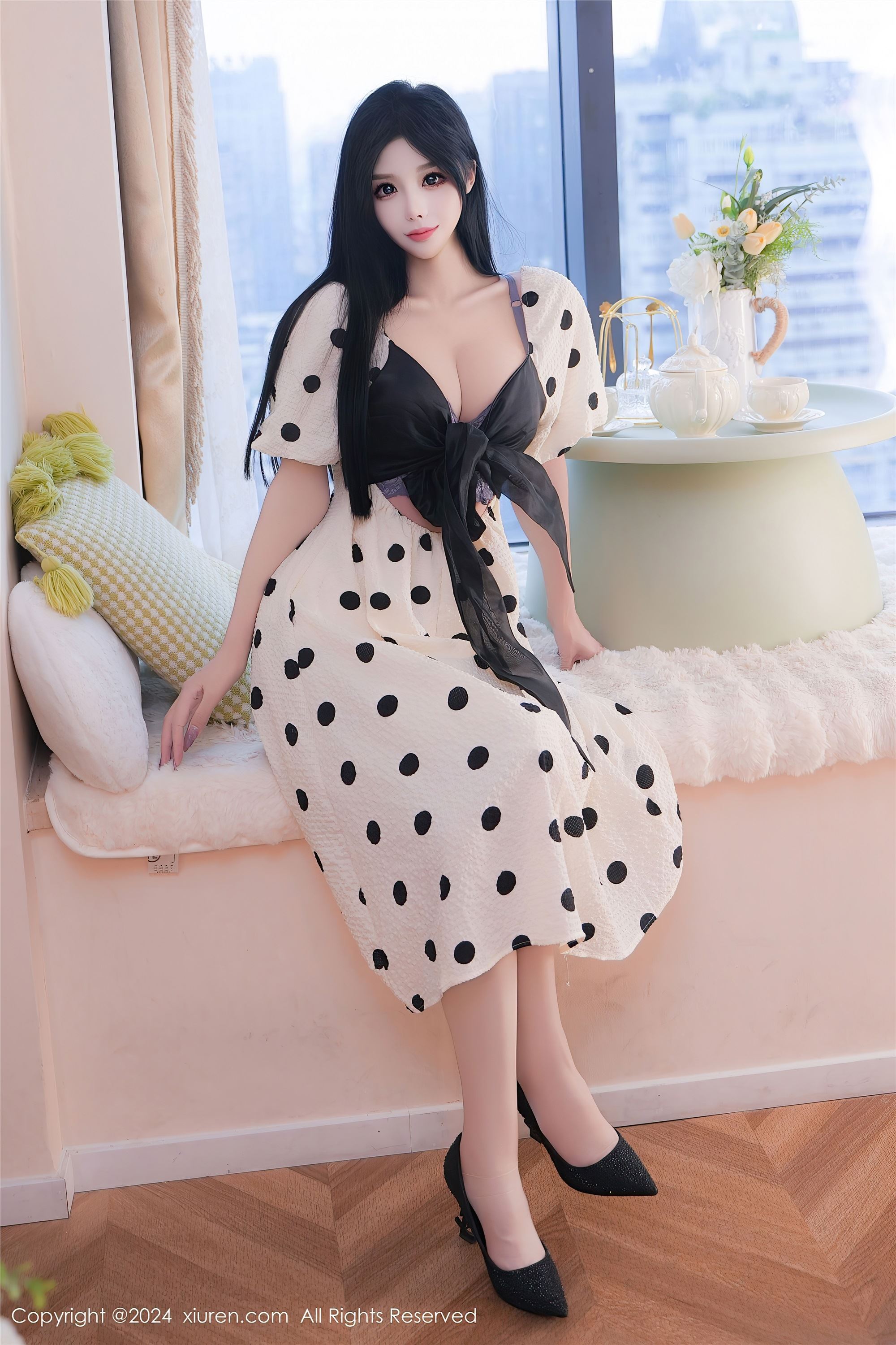 图片[2]-Xiuren秀人网期2024.11.11期N第9425期陈芊儿-套图网