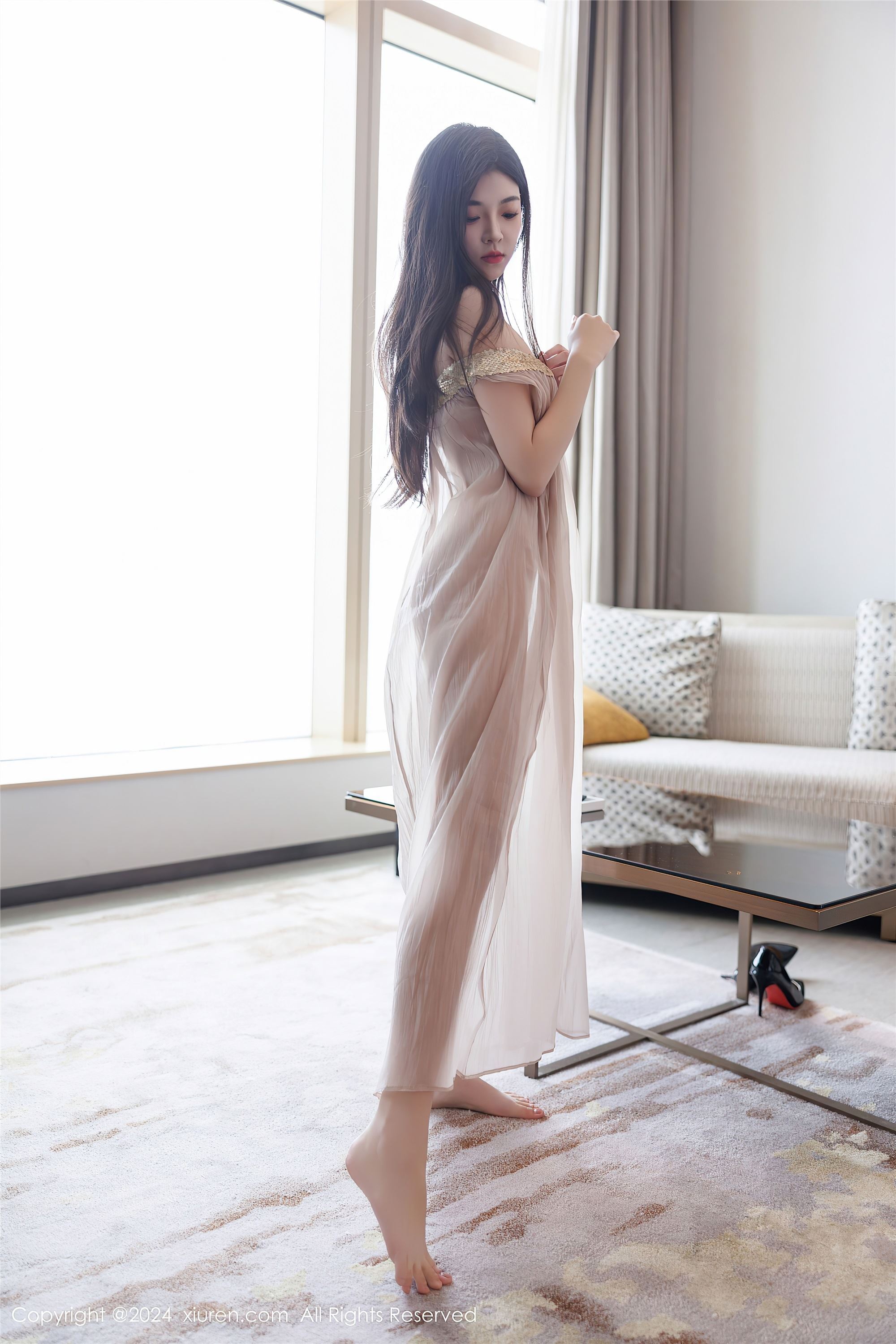 图片[2]-Xiuren秀人网期2024.11.11期N第9426期初梦瑶-套图网