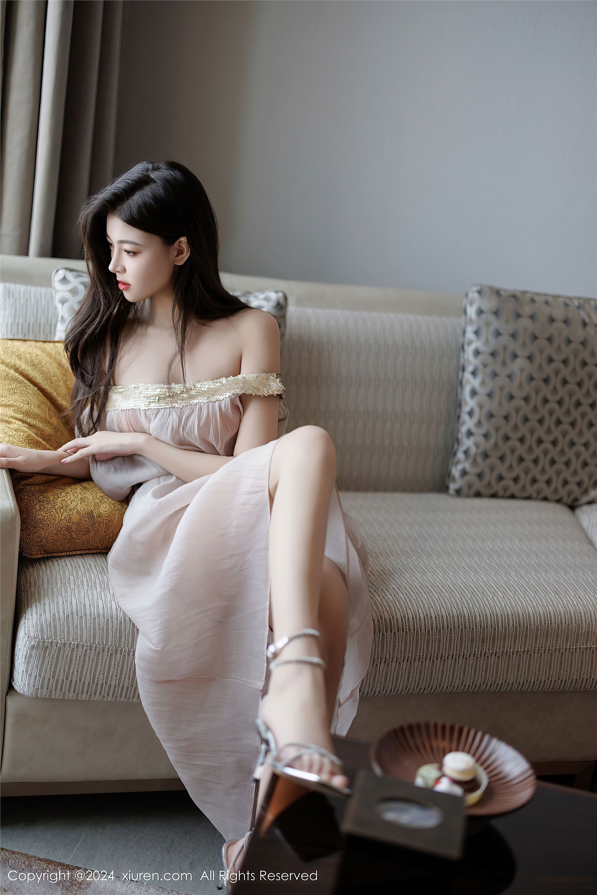 图片[8]-Xiuren秀人网期2024.11.11期N第9426期初梦瑶-套图网