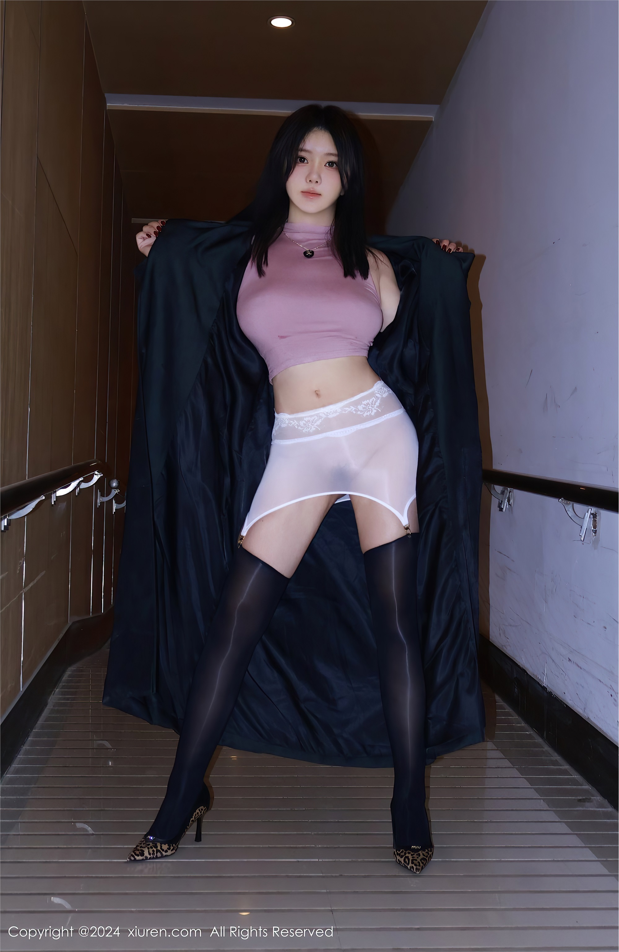 图片[8]-Xiuren秀人网期2024.11.22期N第9489期小薯条nienie-套图网