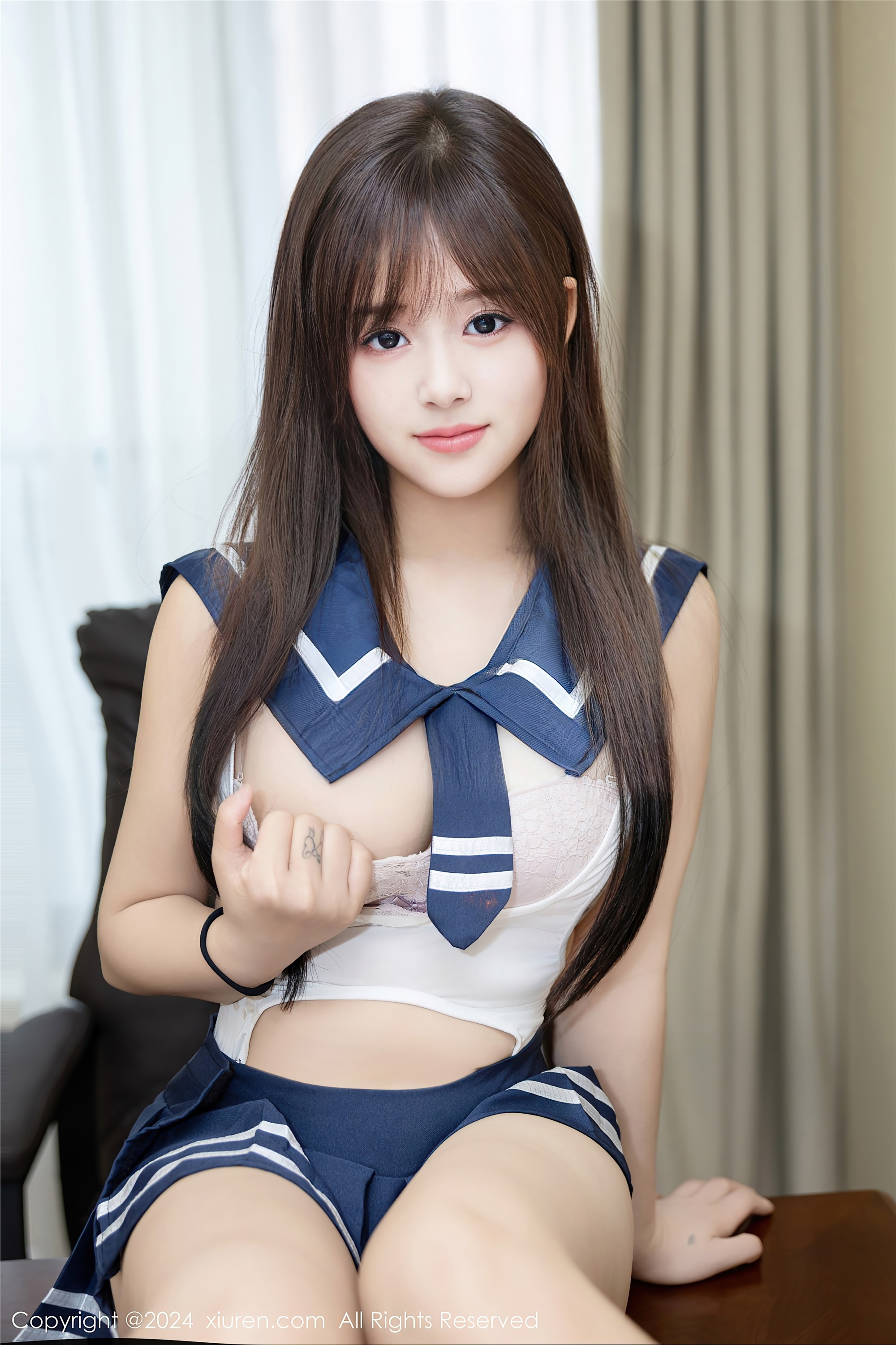 图片[2]-Xiuren秀人网期2024.11.28期N第9514期叶初雪-套图网