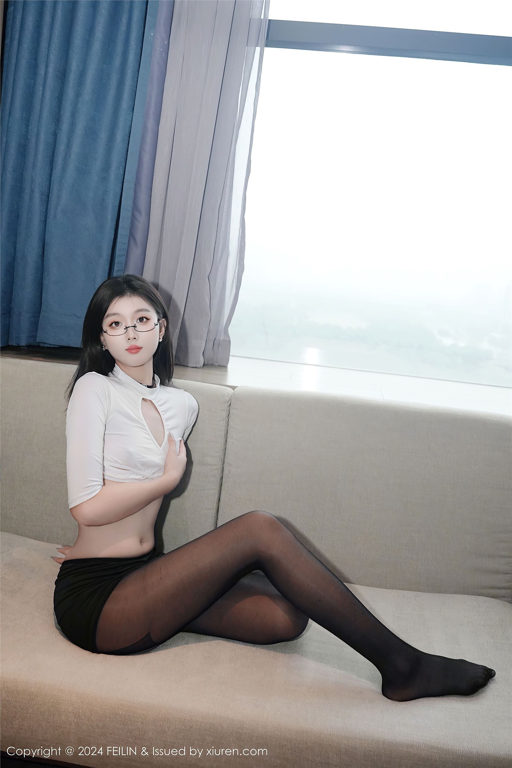 图片[2]-Feilin嗲囡囡期2024.11.25期VOL.489期江念鱼-秀人网