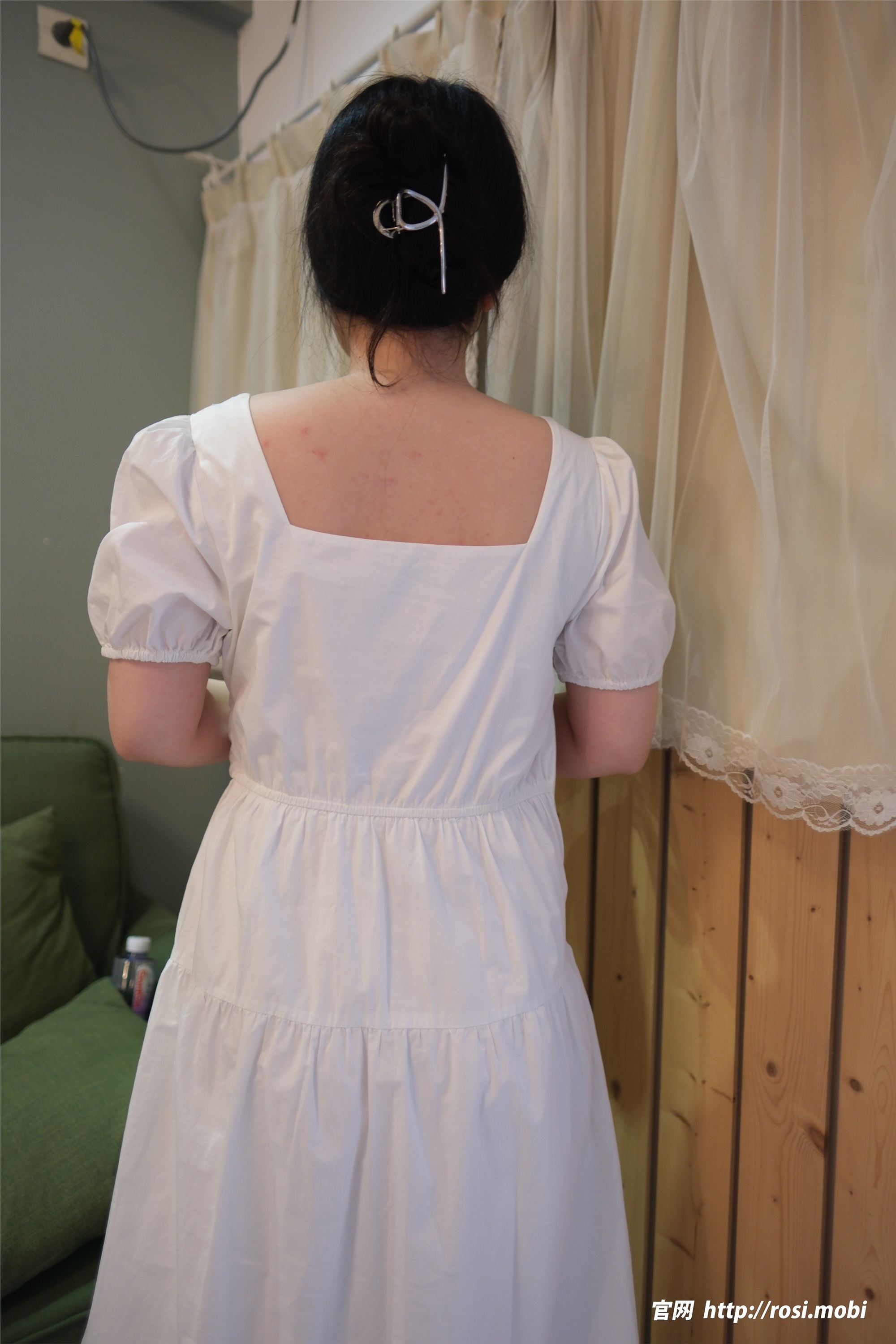 图片[4]-ROSI写真期2025.01.02期N第4777-套图网