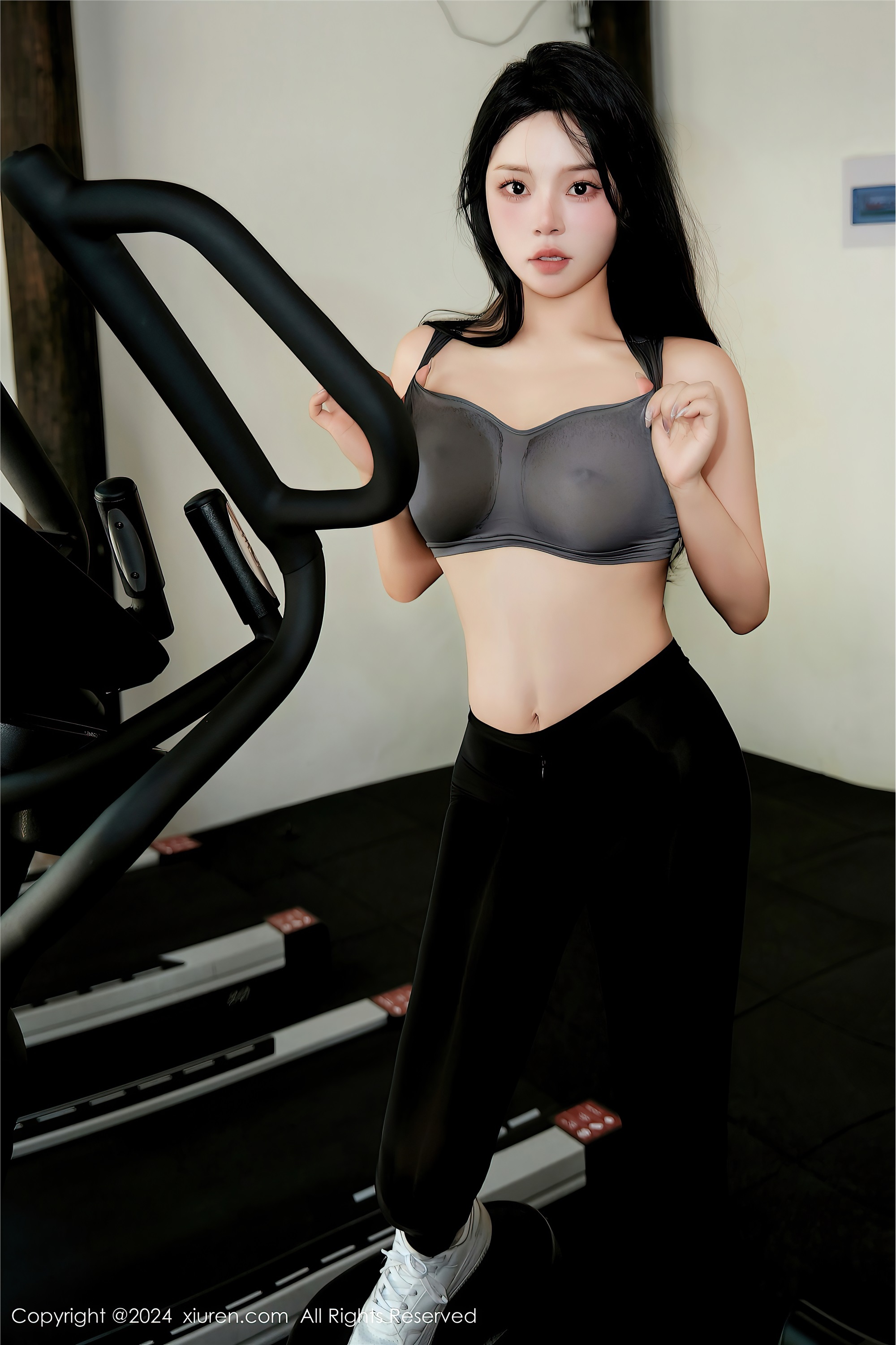 Xiuren秀人网期2024.12.03期N第9540期麦田-秀人网