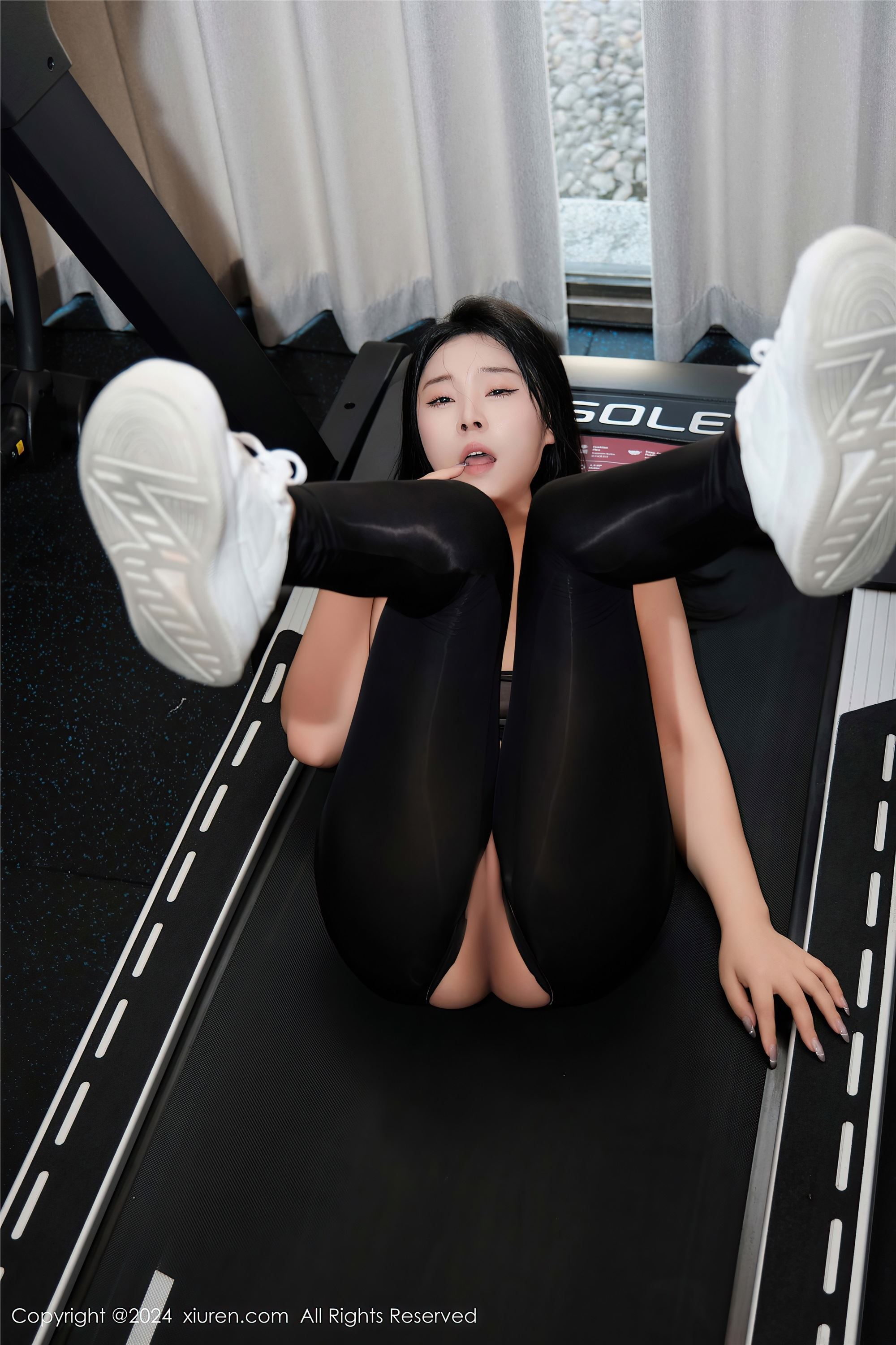 图片[9]-Xiuren秀人网期2024.12.03期N第9540期麦田-秀人网