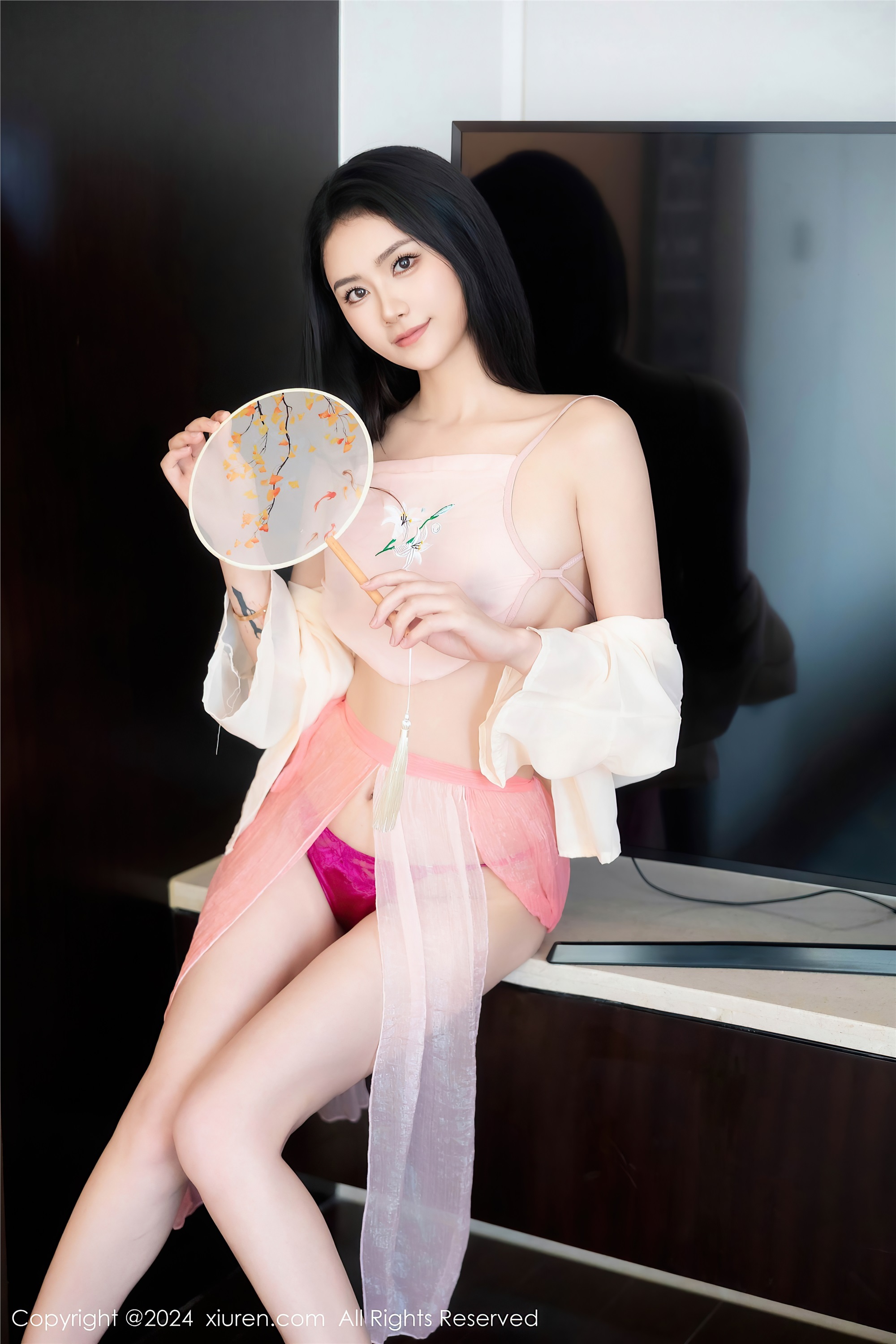 图片[9]-Xiuren秀人网期2024.12.03期N第9542期方子萱-秀人网