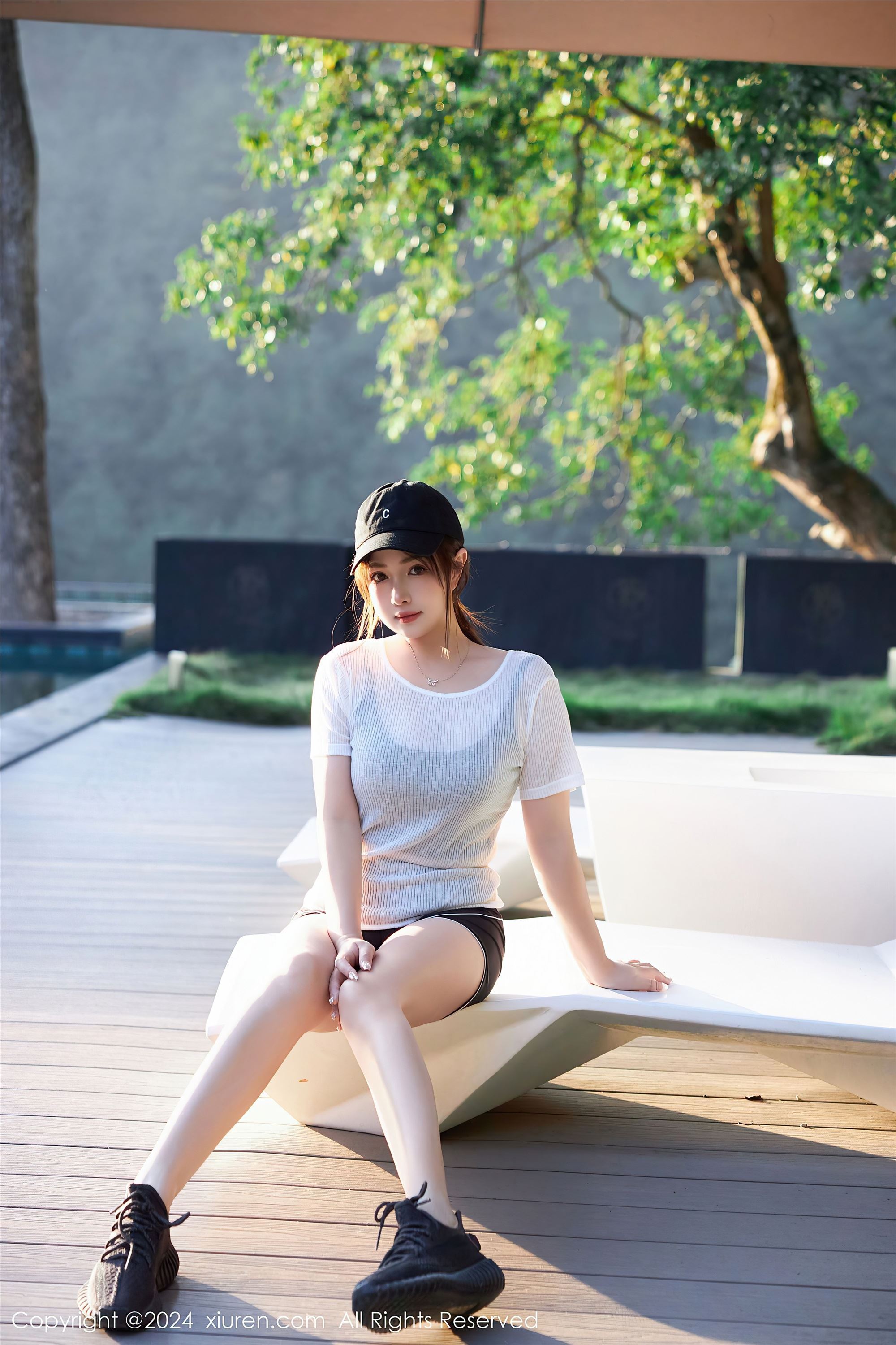 Xiuren秀人网期2024.12.05期N第9549期养乐多Doll-秀人网