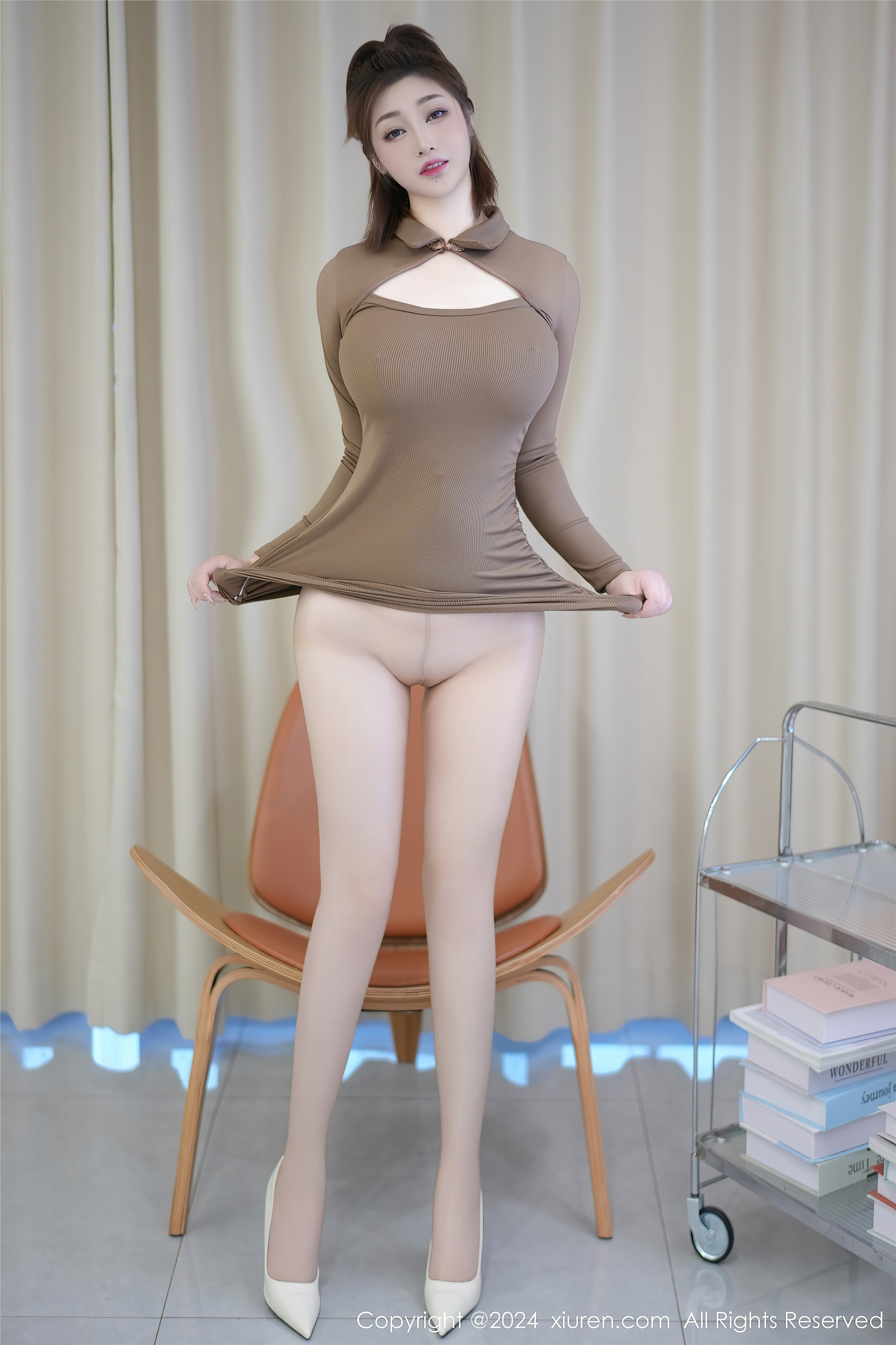 图片[4]-Xiuren秀人网期2024.12.06期N第9556期妲己_Toxic-秀人网