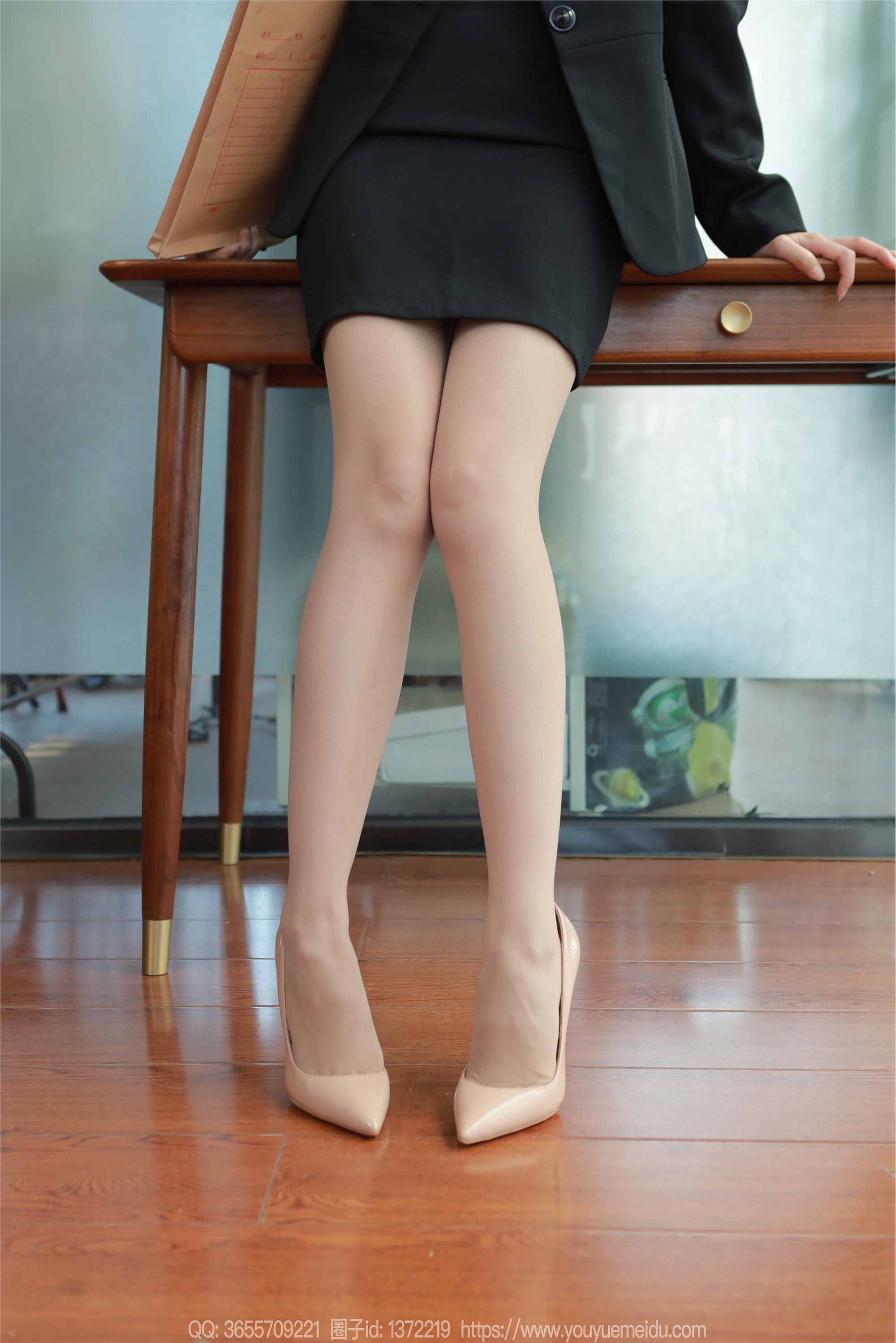 图片[3]-IESS异思趣向期期2024.12.09期丝享家期1919期小金《肉丝主管》-秀人网