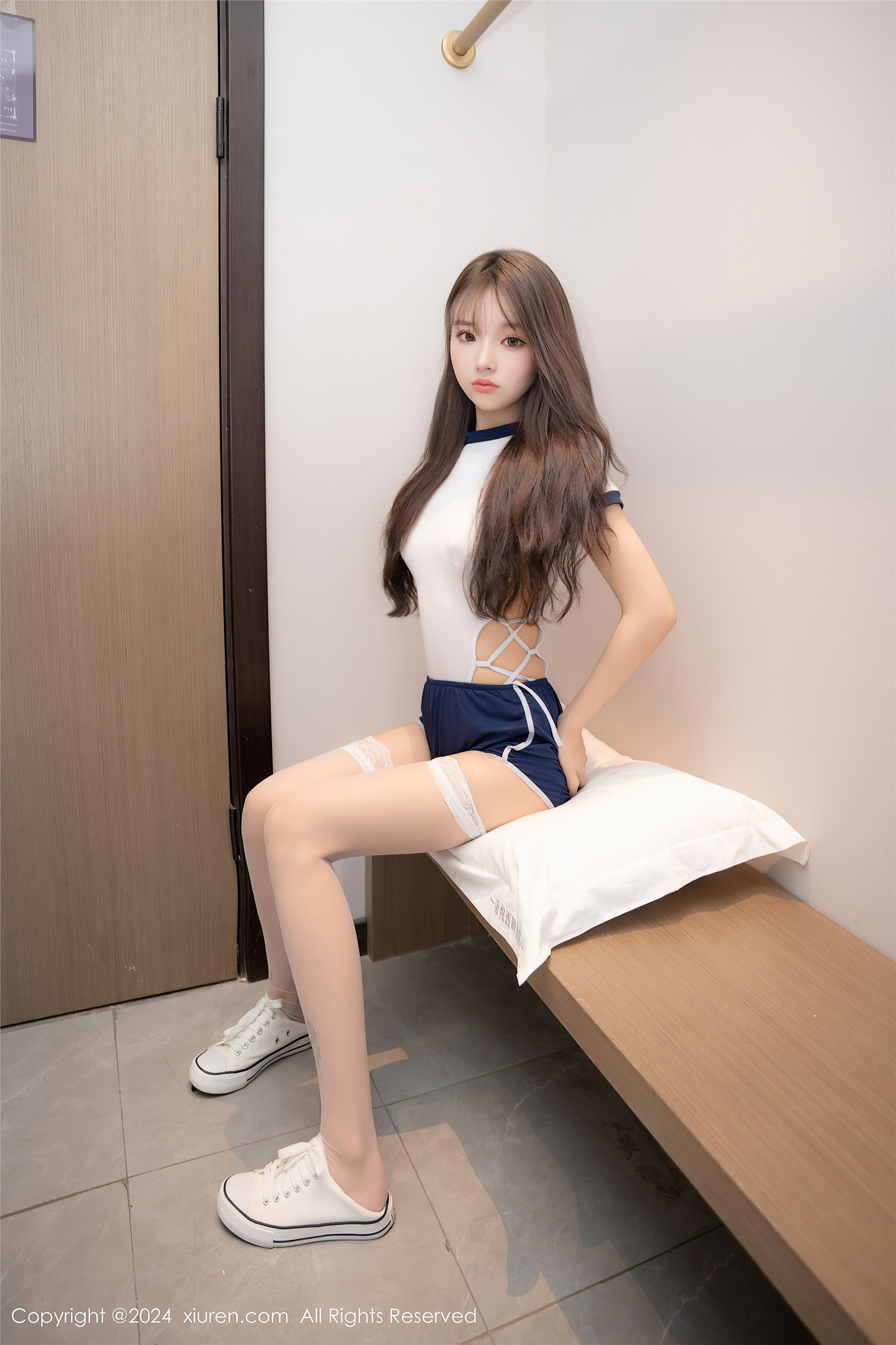 图片[2]-Xiuren秀人网期2024.12.25期N第9654期羊大衣-秀人网