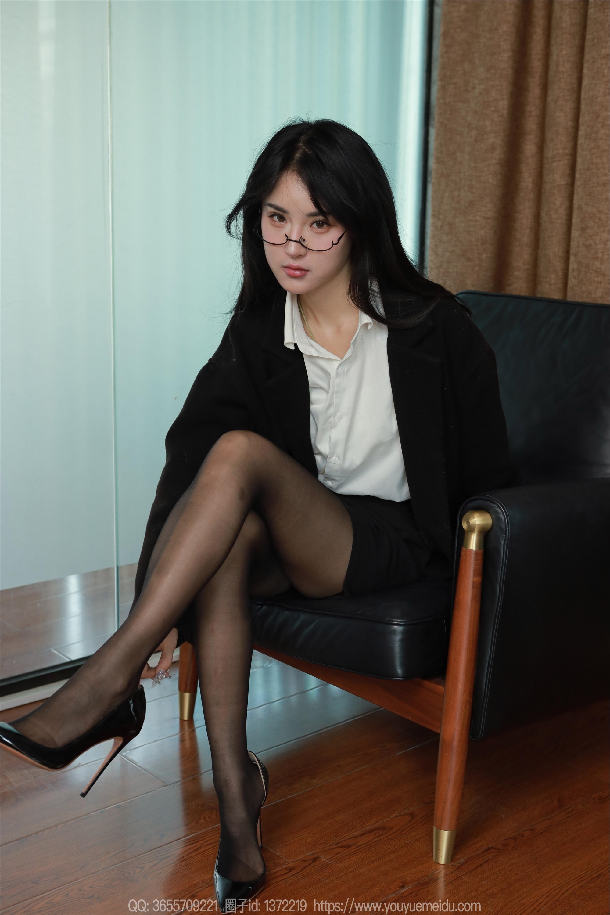 图片[6]-IESS异思趣向期期2024.12.24期丝享家期1932期小宝《黑色外套（上）》-套图网