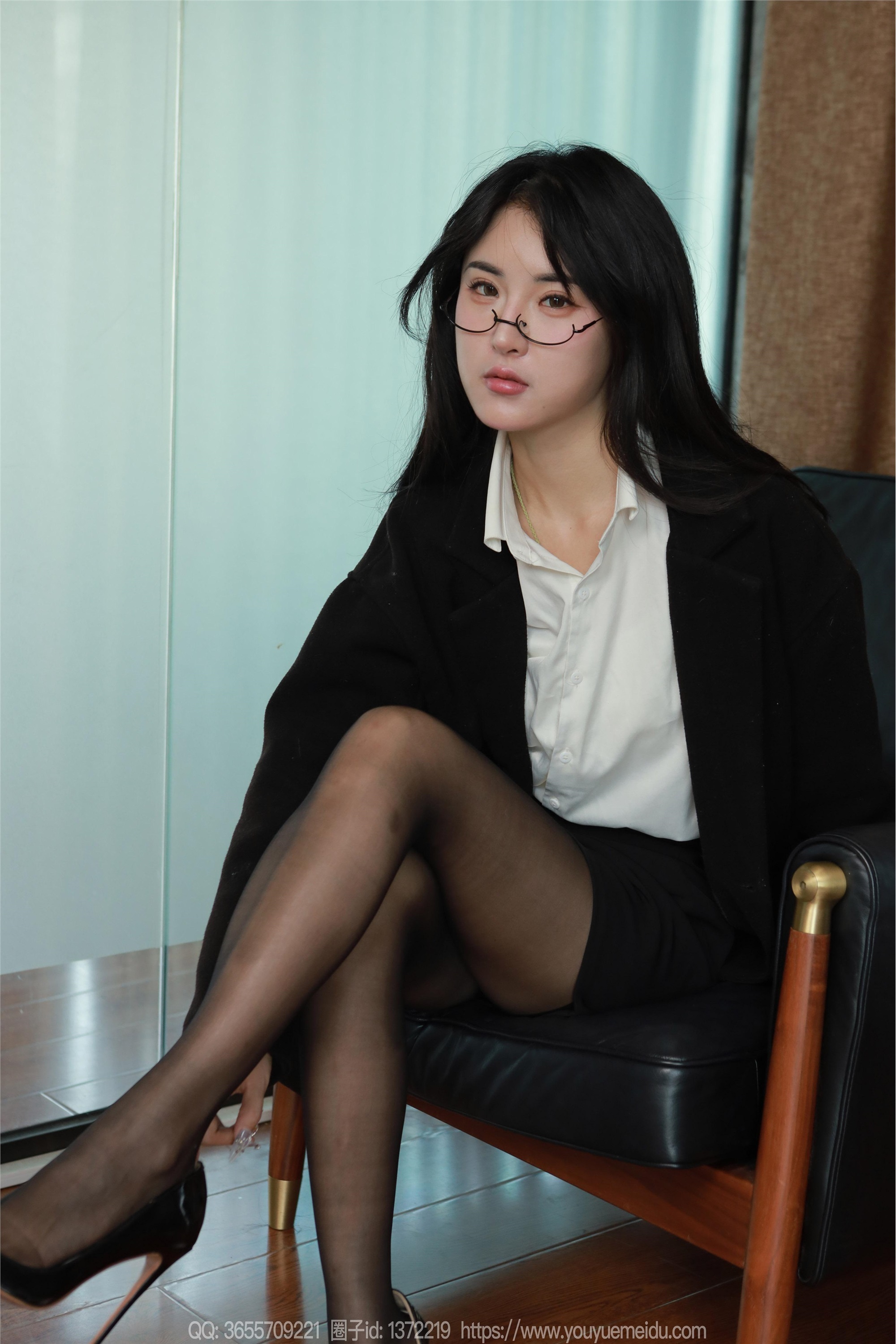 图片[7]-IESS异思趣向期期2024.12.24期丝享家期1932期小宝《黑色外套（上）》-套图网