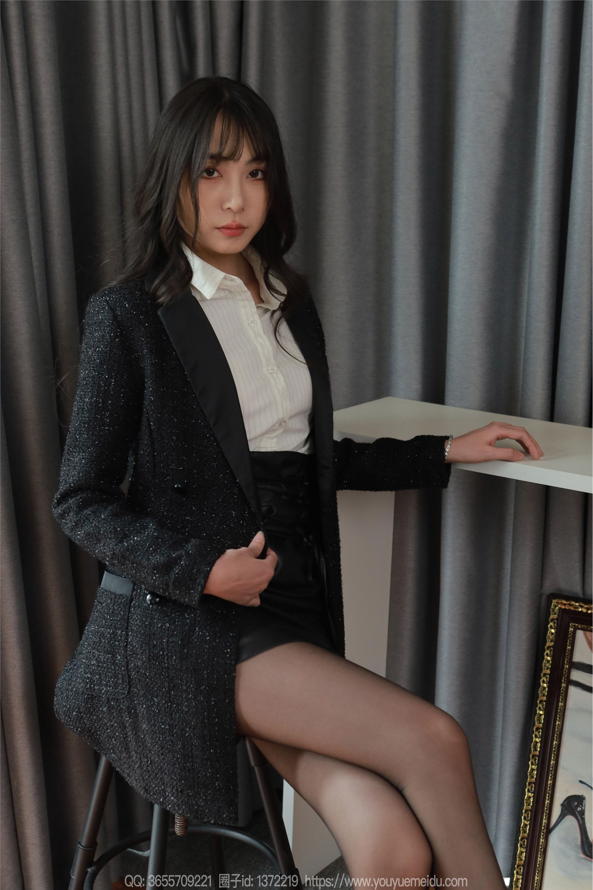 图片[8]-IESS异思趣向期期2024.12.27期丝享家期1935期团团《脚尖加固》-秀人网