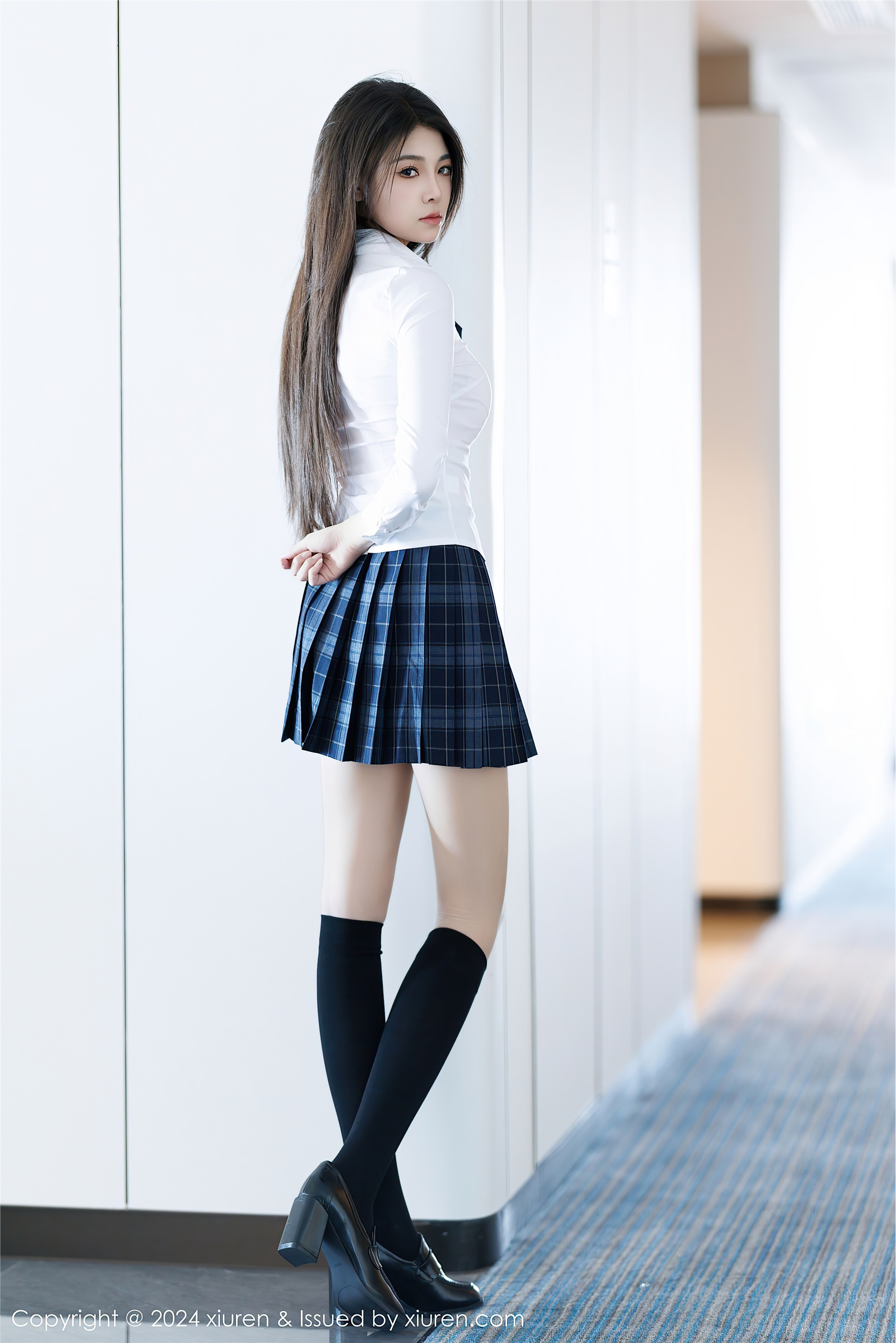 图片[2]-Xiuren秀人网期2024.12.30期N第9682期初梦瑶-套图网