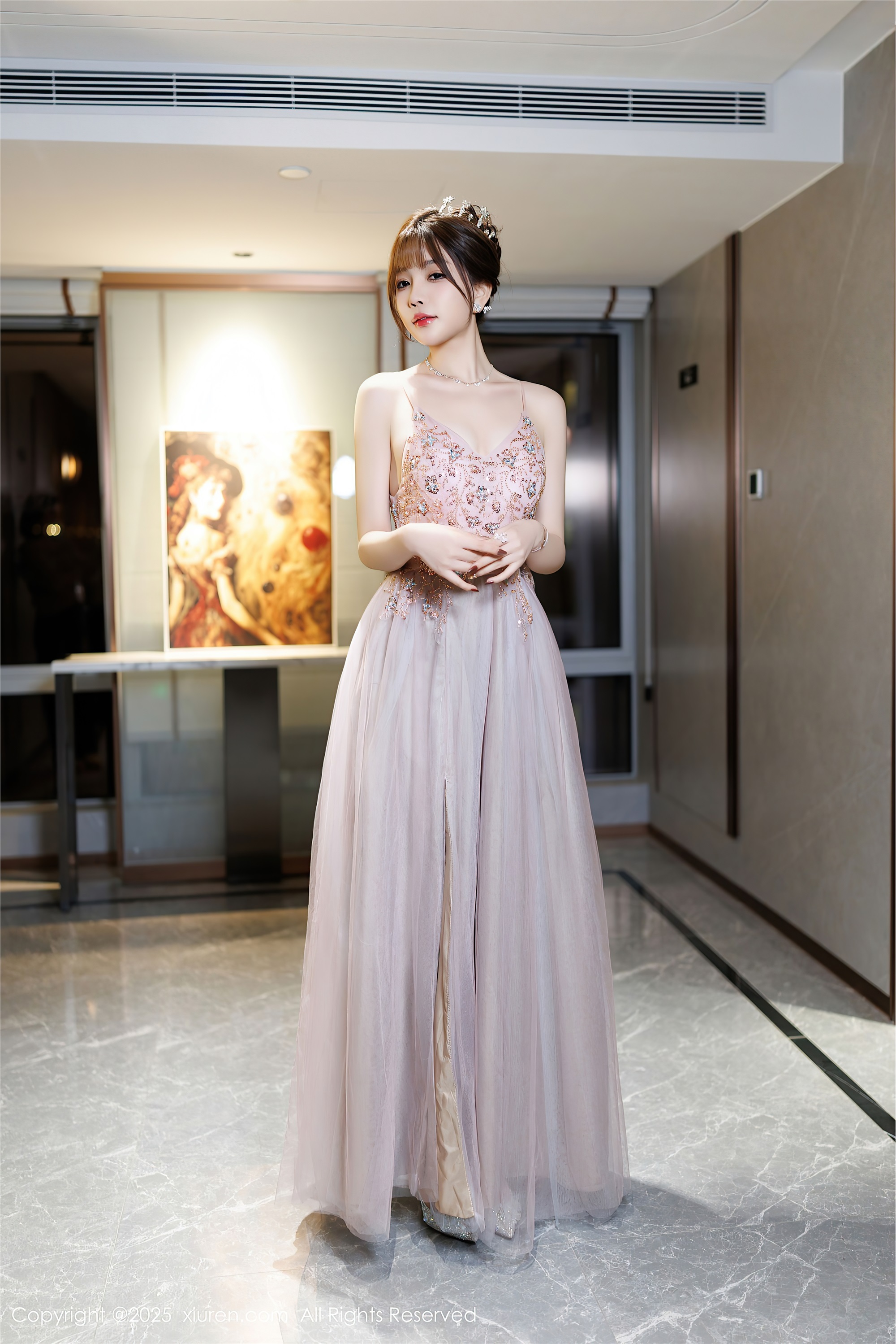 图片[2]-Xiuren秀人网期2025.01.02期N第9699期徐莉芝Booty-套图网