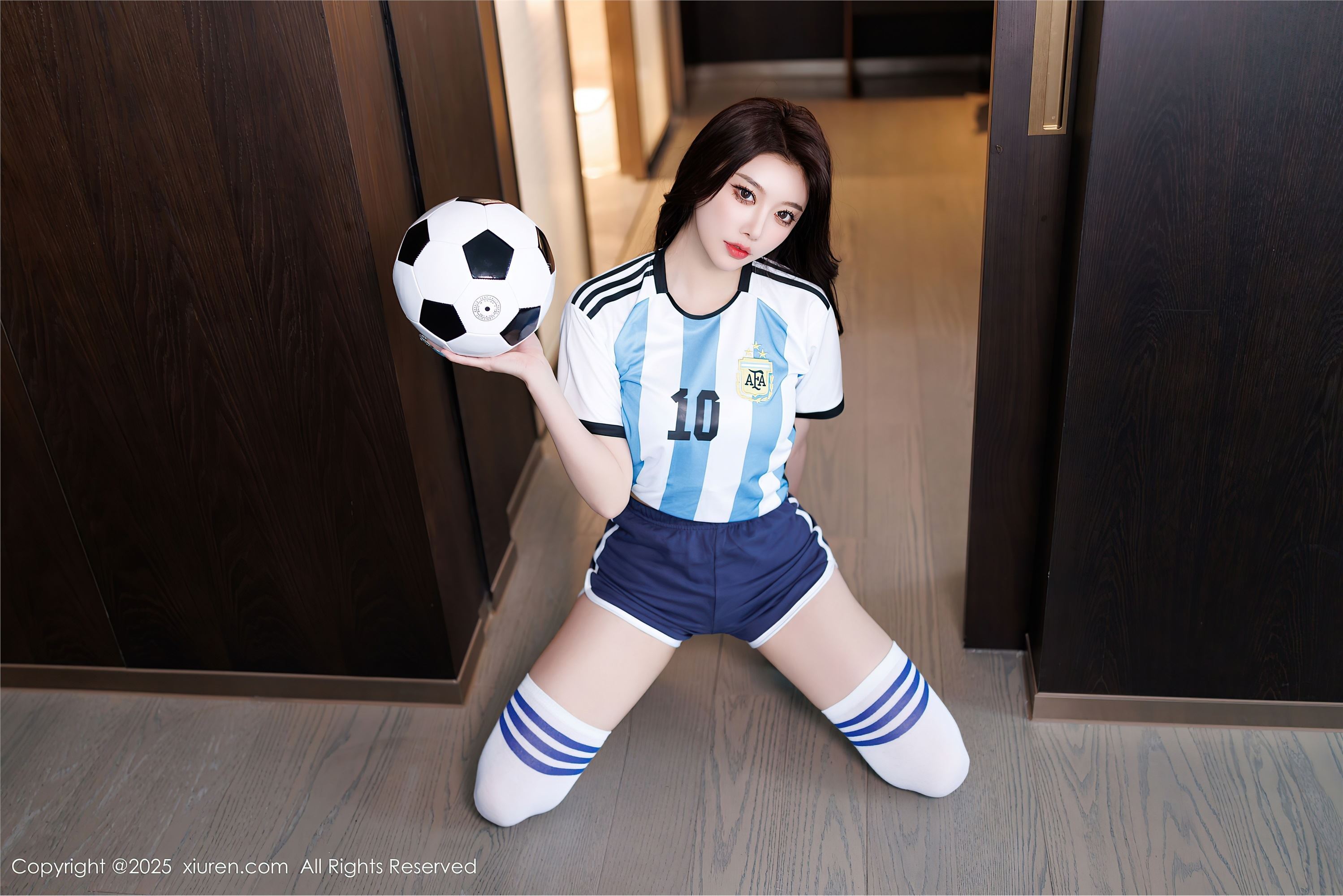 图片[6]-Xiuren秀人网期2025.01.03期N第9706期杨晨晨Yome-套图网