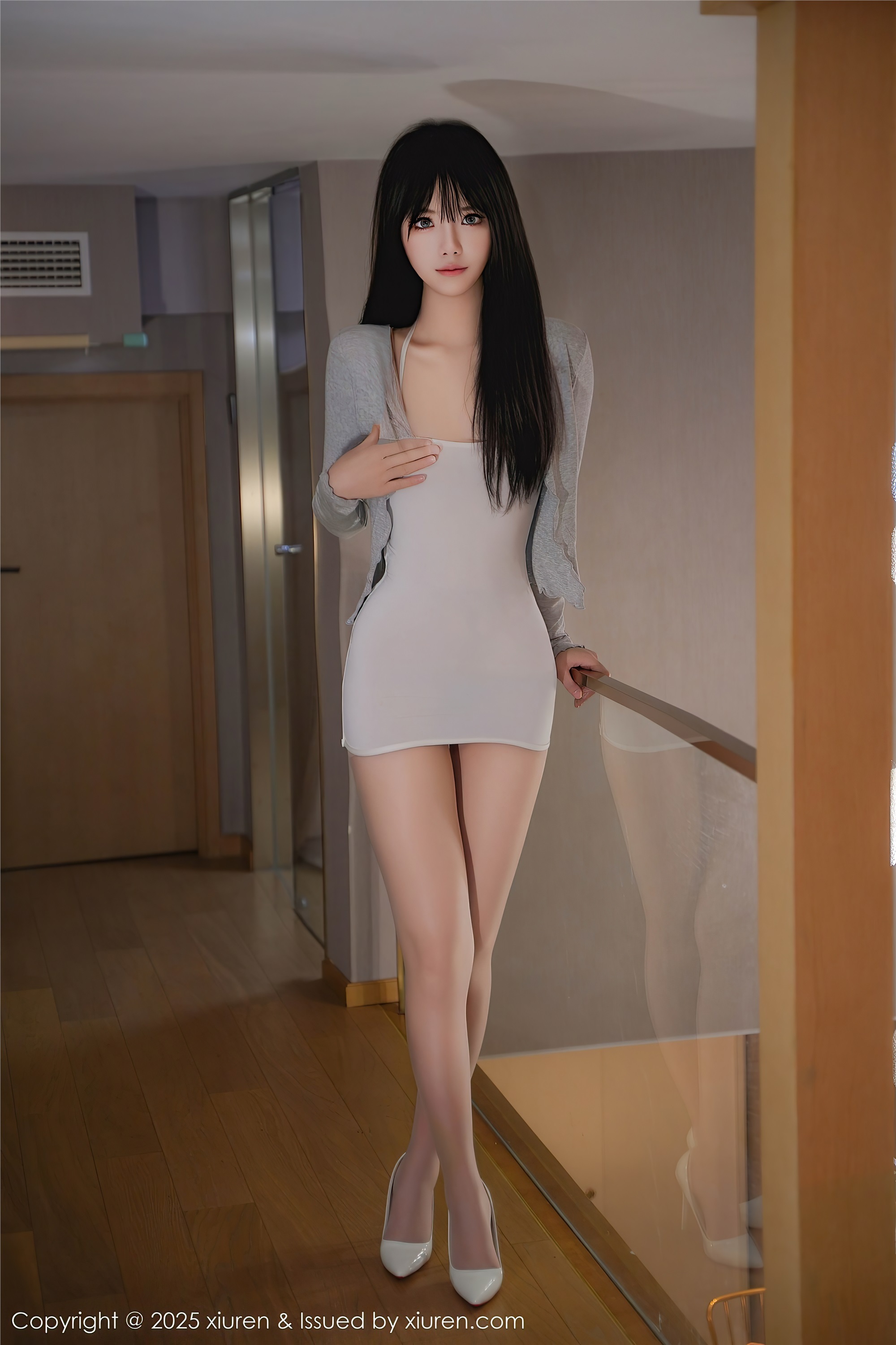 Xiuren秀人网期2025.01.06期N第9711期沐言yanyan-套图网