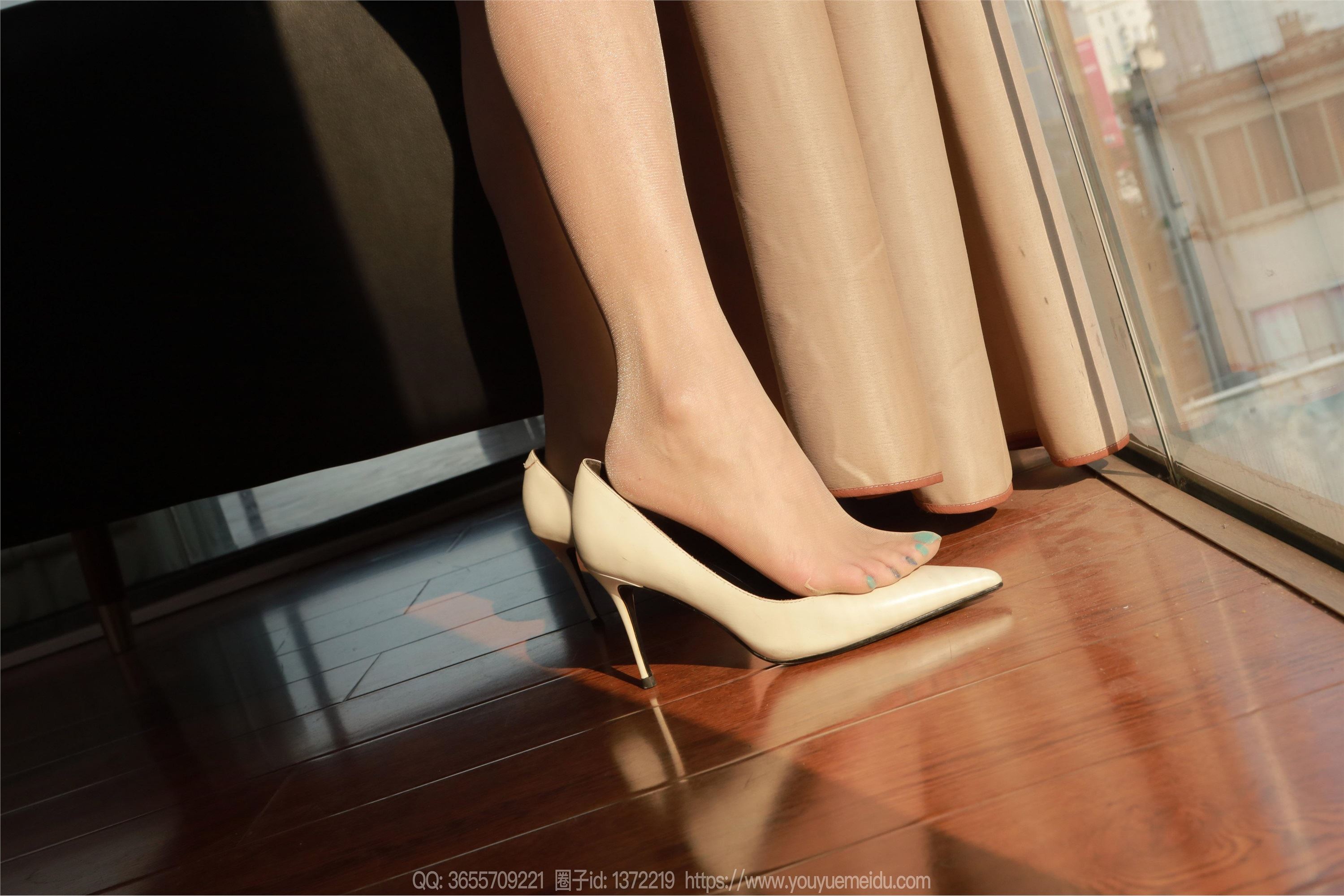 图片[5]-IESS异思趣向期期2025.01.12期丝享家期1948期婉萍《蓝色毛衣（下）》-秀人网