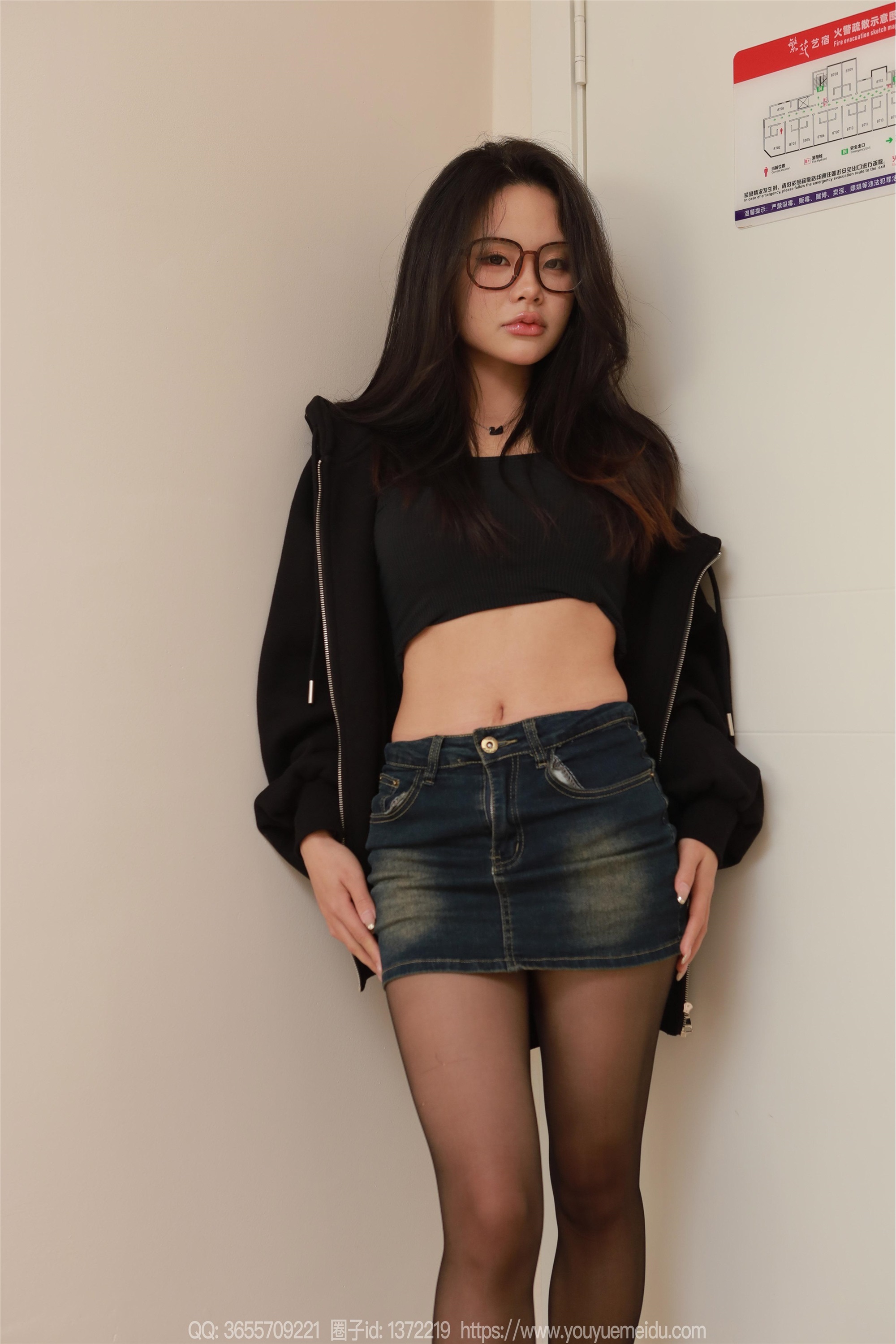 图片[7]-IESS异思趣向期期2025.01.26期丝享家期1960期兔兔《黑丝沙发》-秀人网